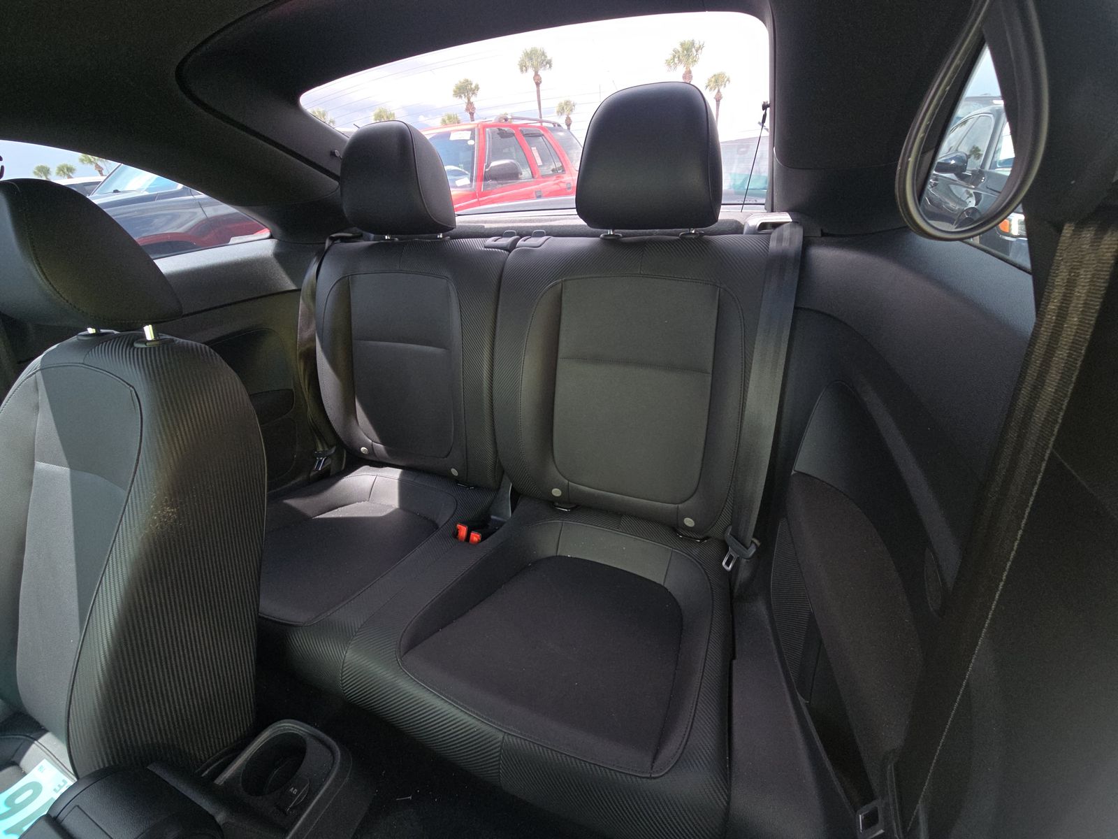 2018 Volkswagen Beetle 2.0T S FWD