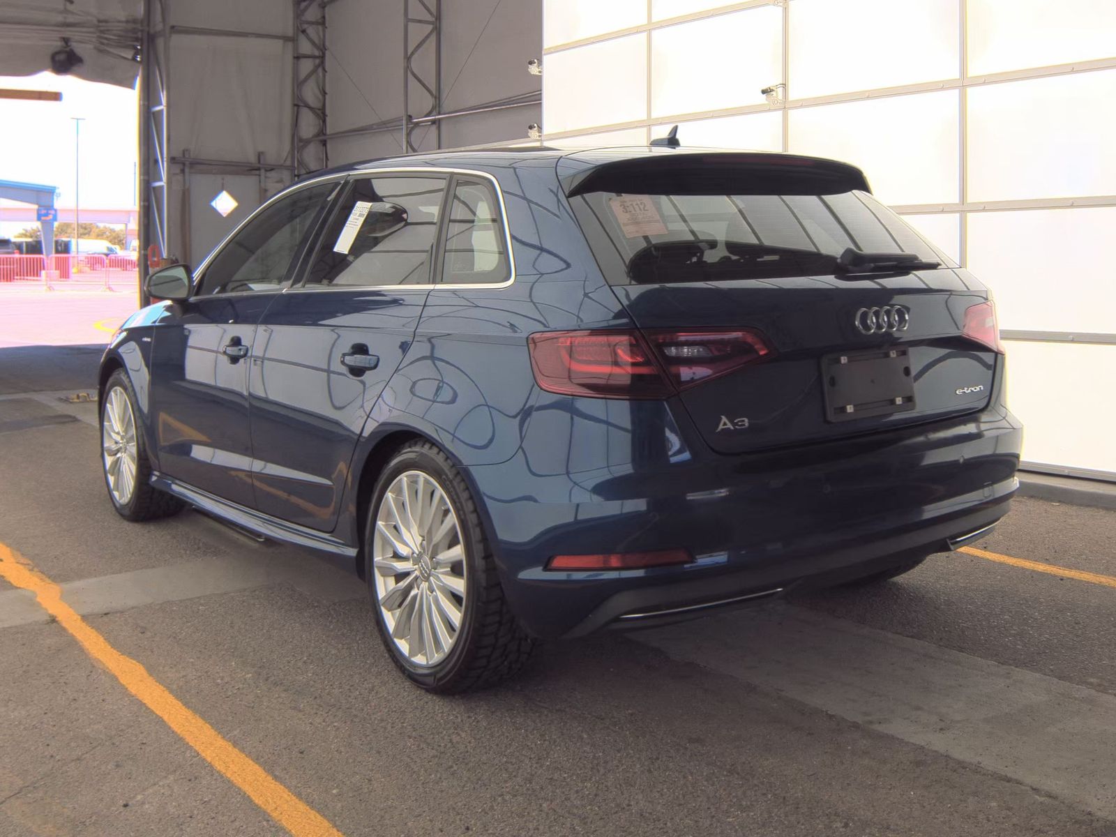 2016 Audi A3 e-tron Premium Plus FWD