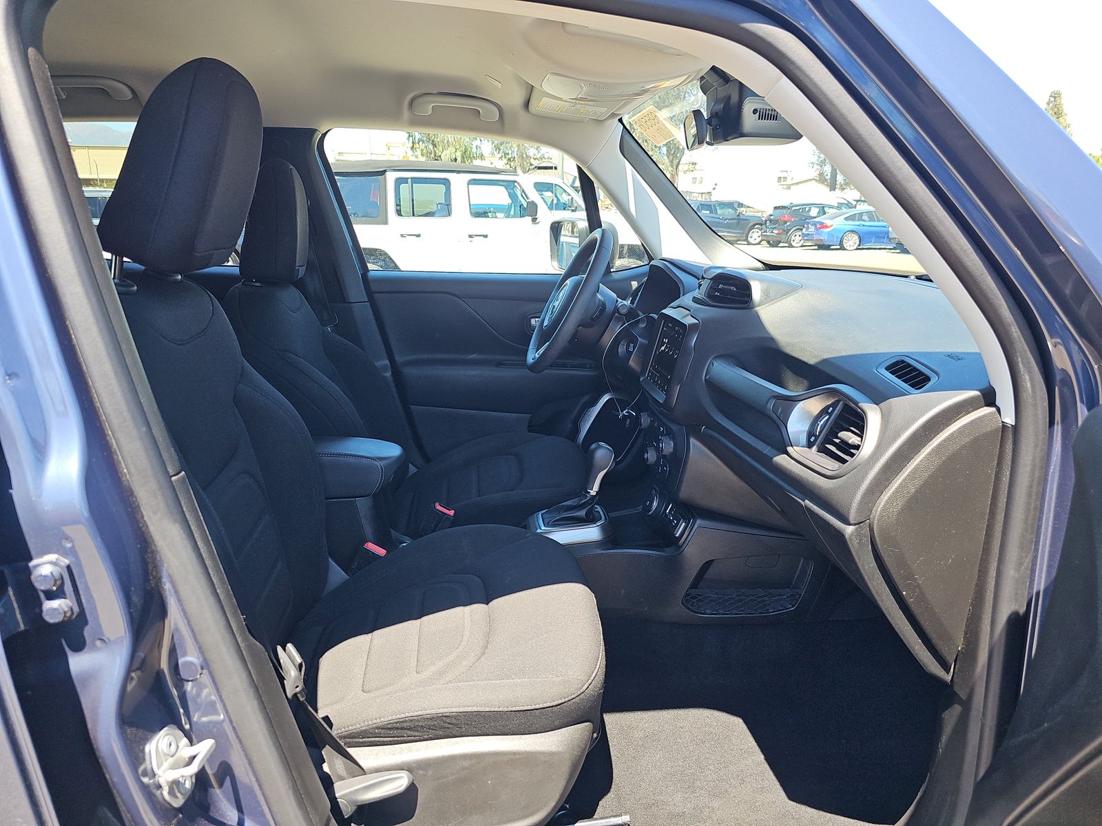 2022 Jeep Renegade Latitude AWD