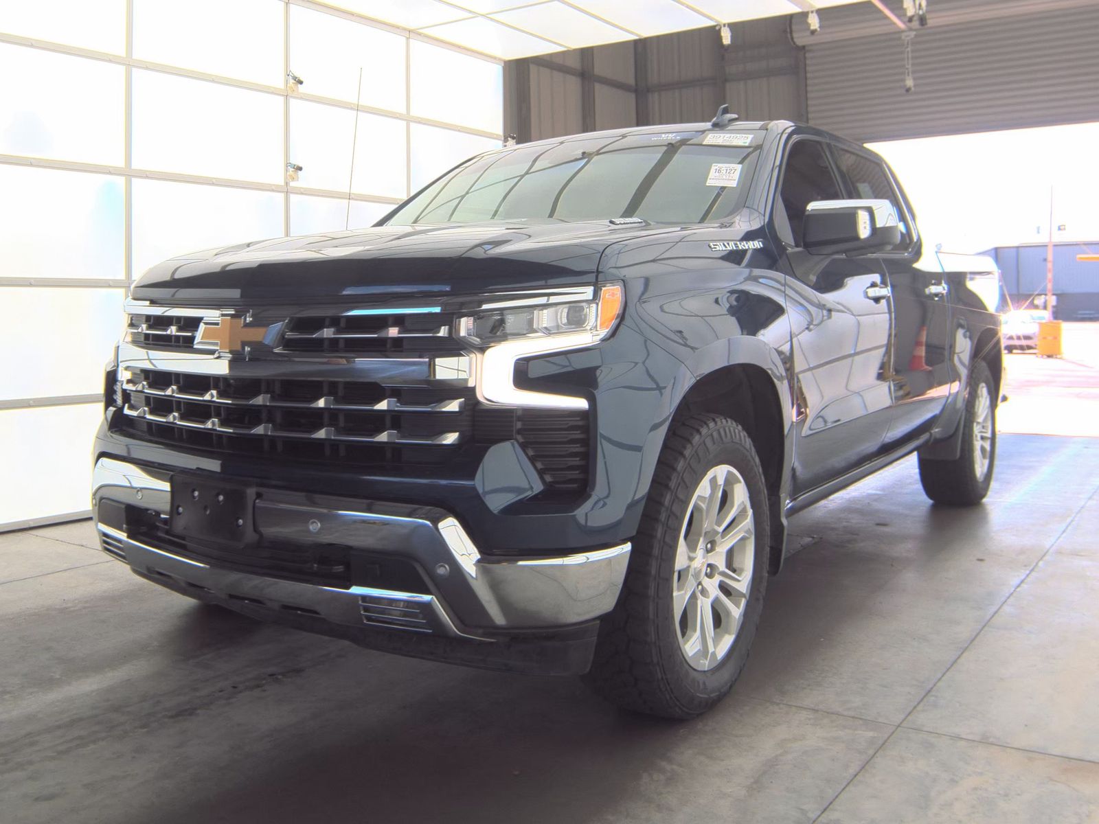 2023 Chevrolet Silverado 1500 LTZ AWD