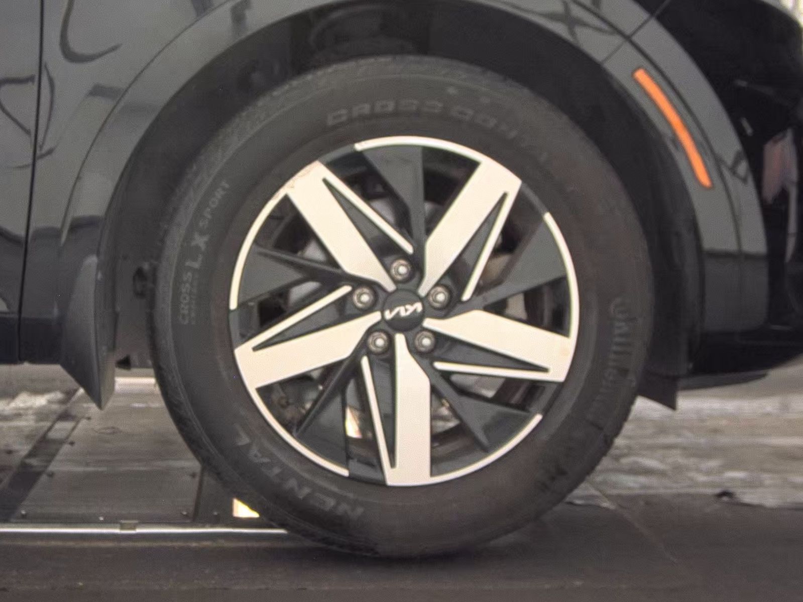 2022 Kia Sorento S FWD