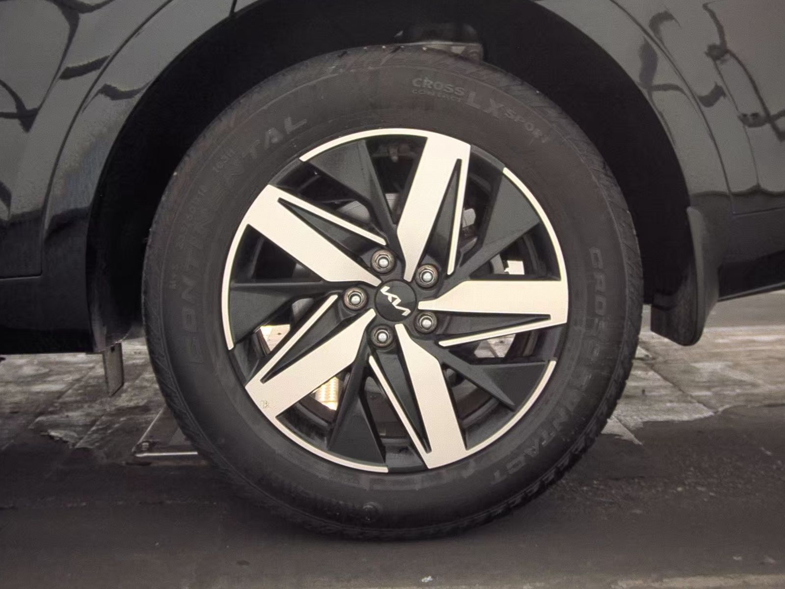 2022 Kia Sorento S FWD