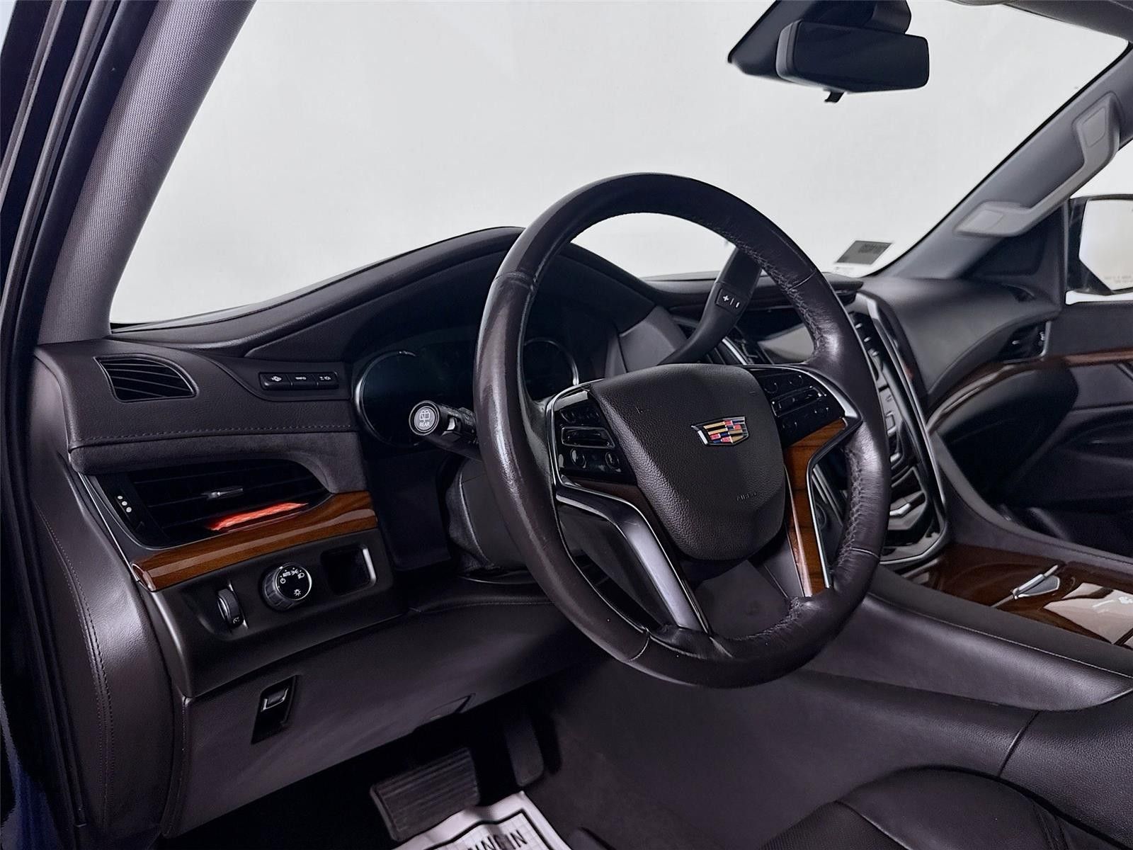 2020 Cadillac Escalade Premium Luxury RWD