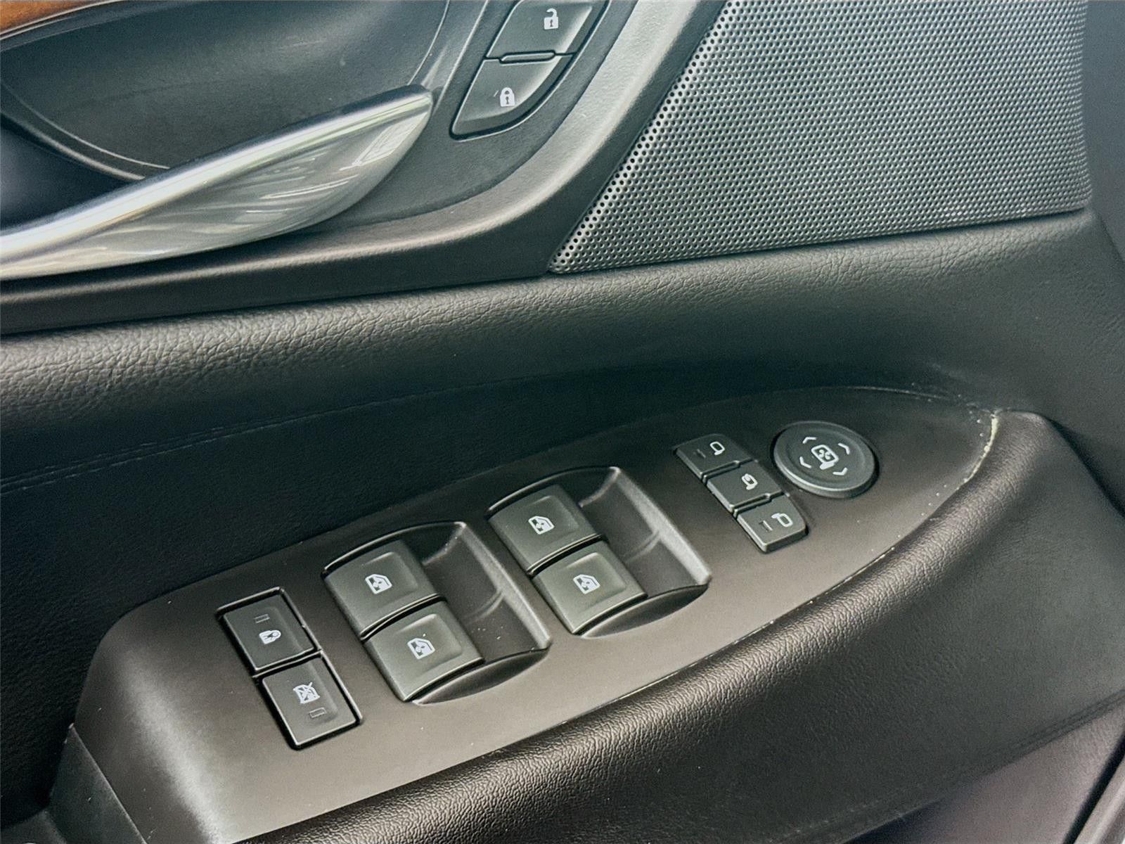 2020 Cadillac Escalade Premium Luxury RWD