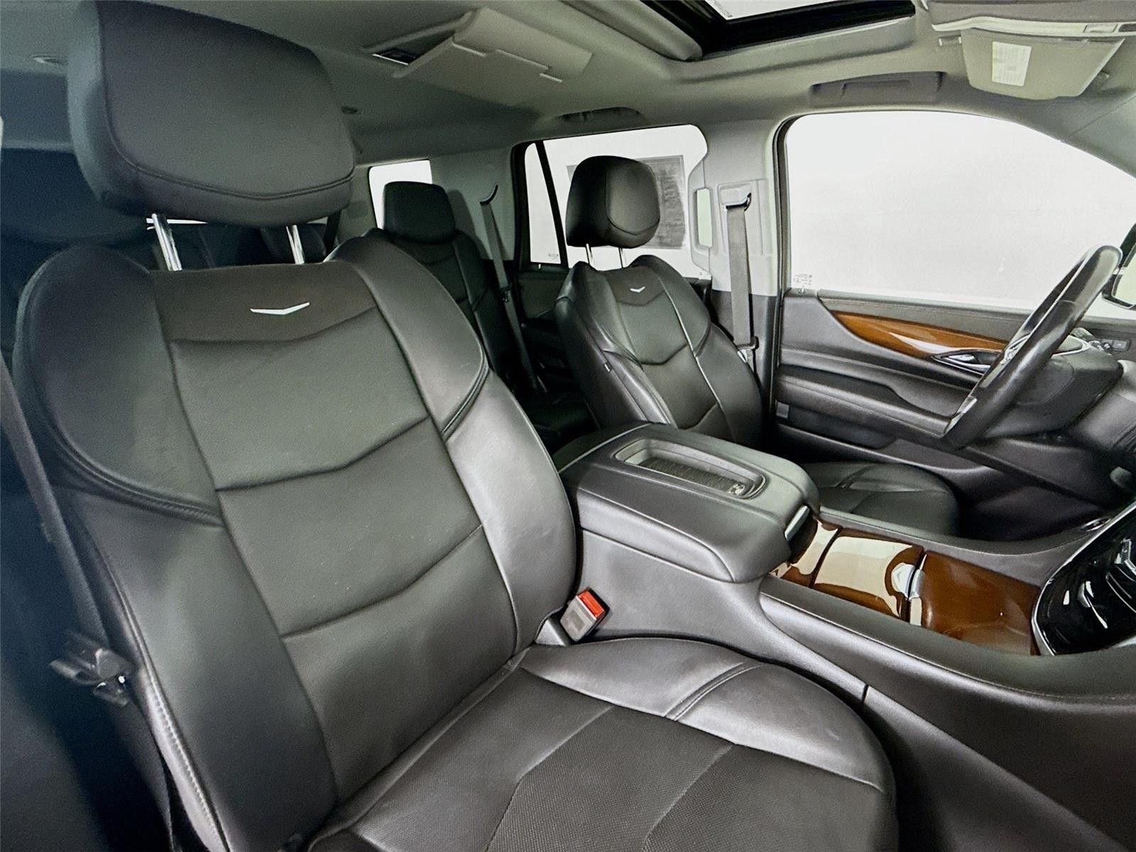 2020 Cadillac Escalade Premium Luxury RWD