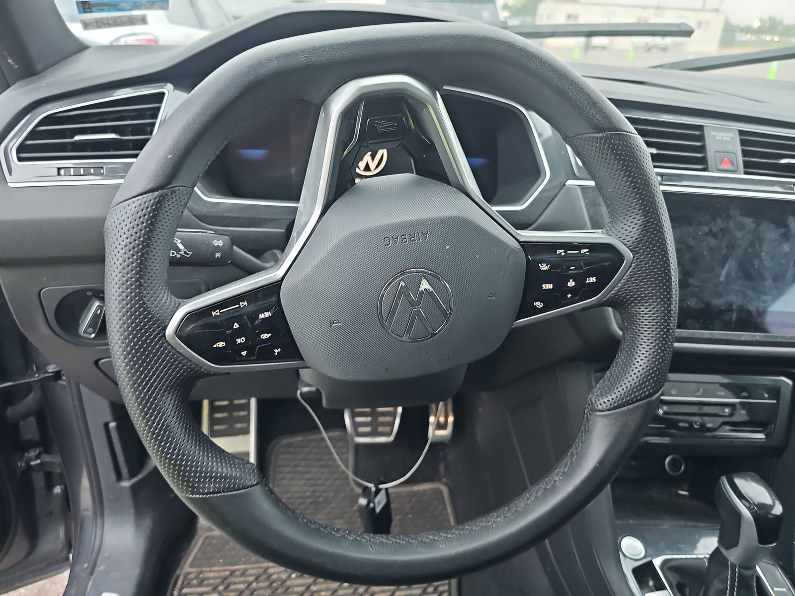 2024 Volkswagen Tiguan 2.0T SE R-Line Black AWD