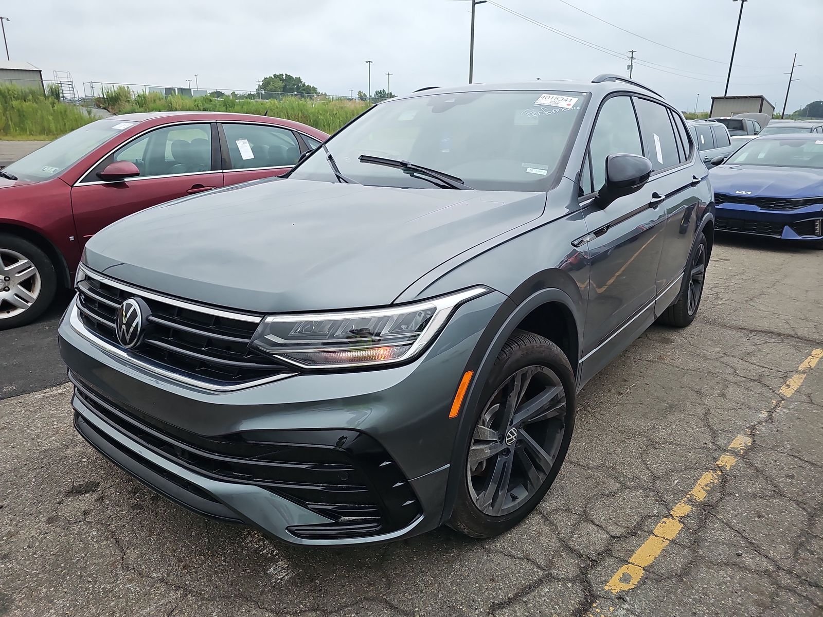 2024 Volkswagen Tiguan 2.0T SE R-Line Black AWD