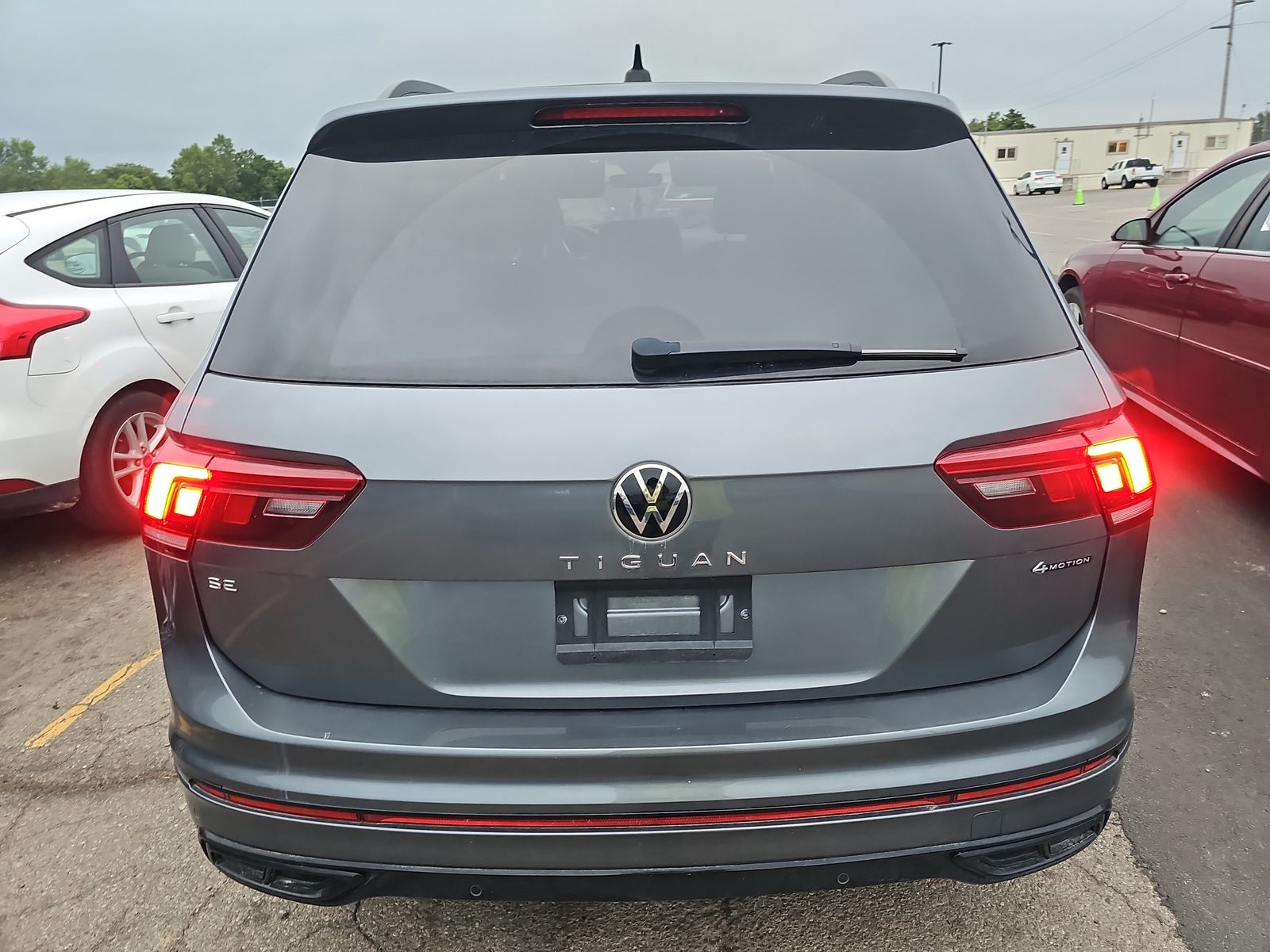 2024 Volkswagen Tiguan 2.0T SE R-Line Black AWD