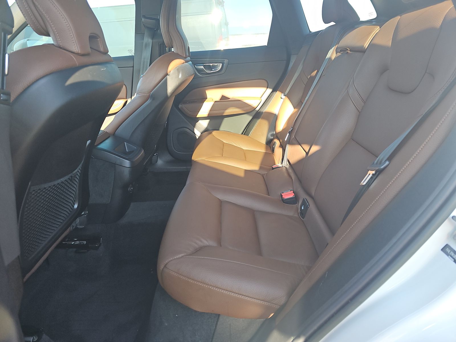 2022 Volvo XC60 B5 Momentum AWD