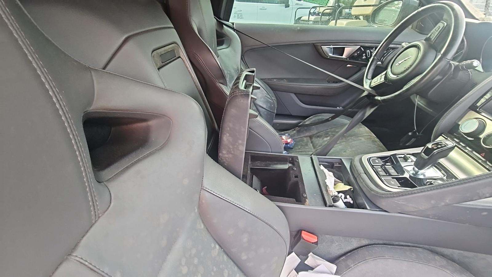 2014 Jaguar F-TYPE Base RWD