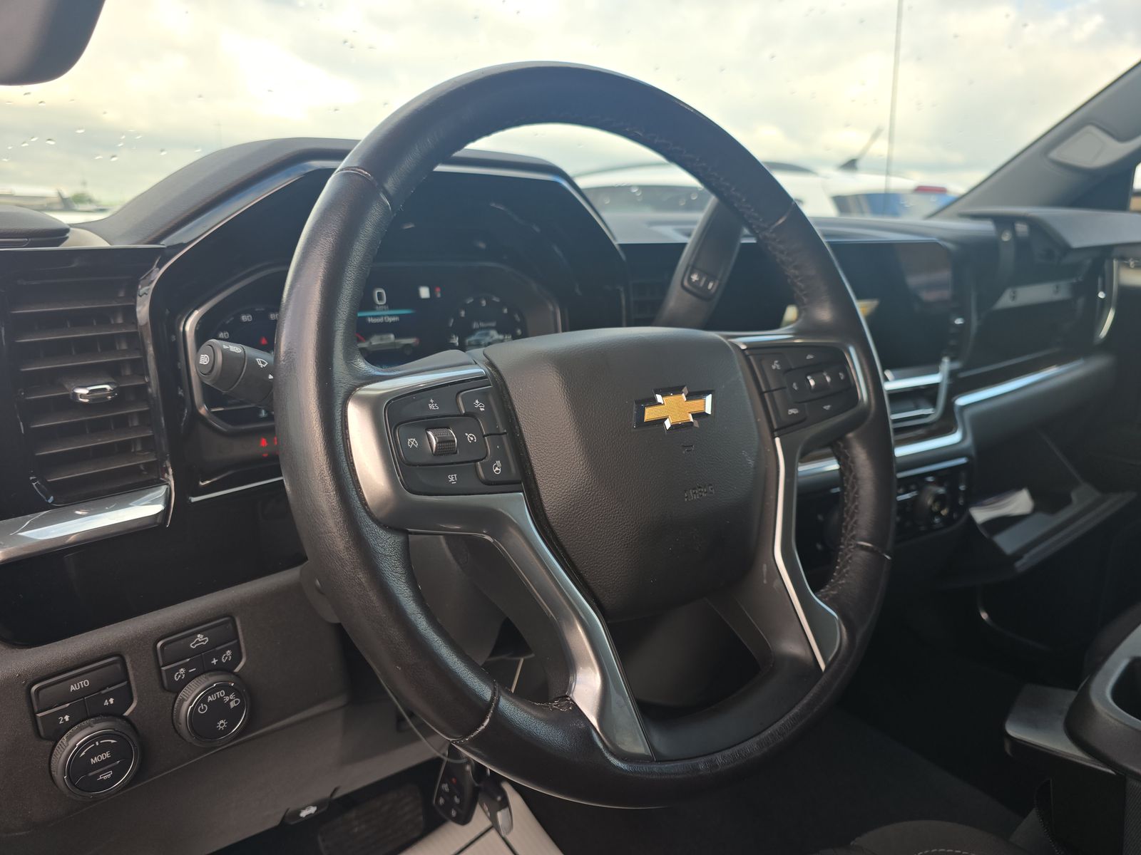 2022 Chevrolet Silverado 1500 LT AWD