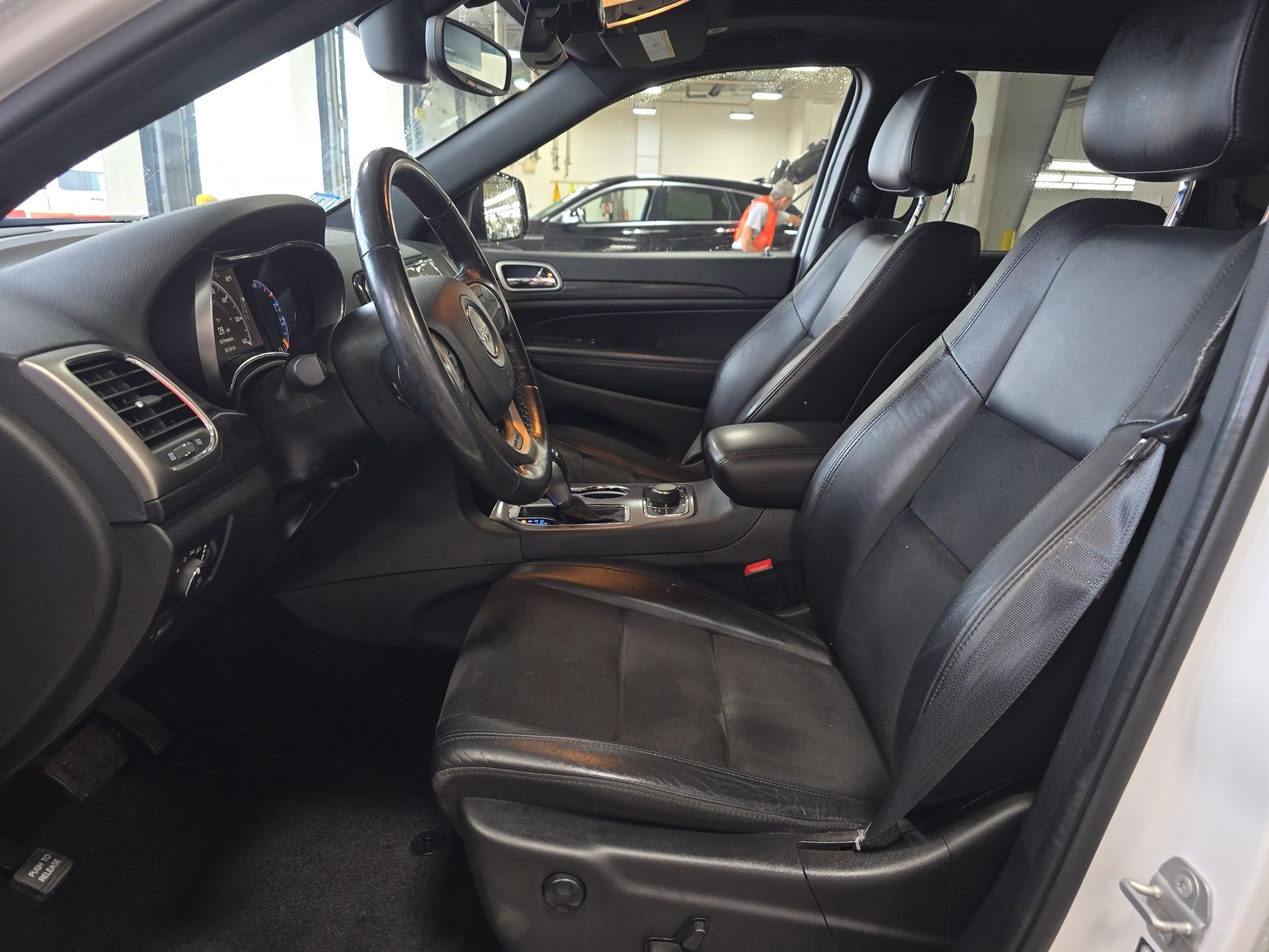 2022 Jeep Grand Cherokee Laredo X AWD