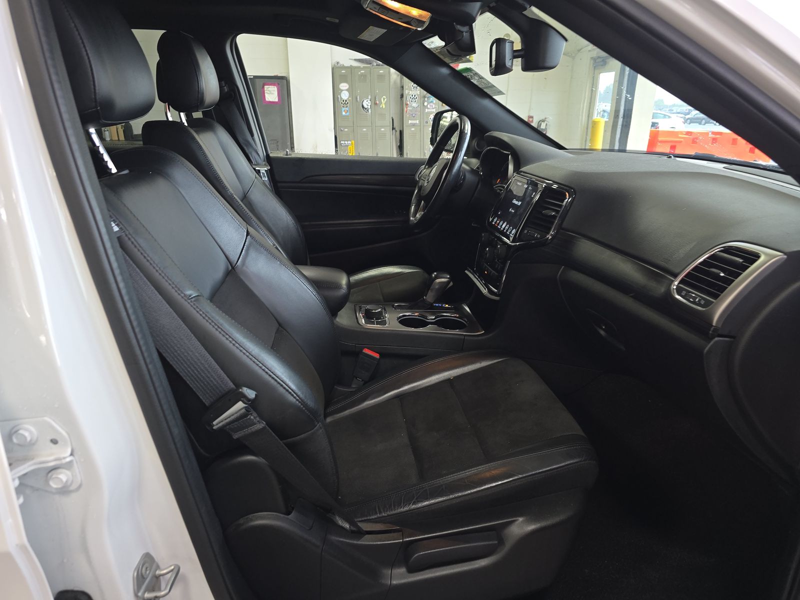 2022 Jeep Grand Cherokee Laredo X AWD