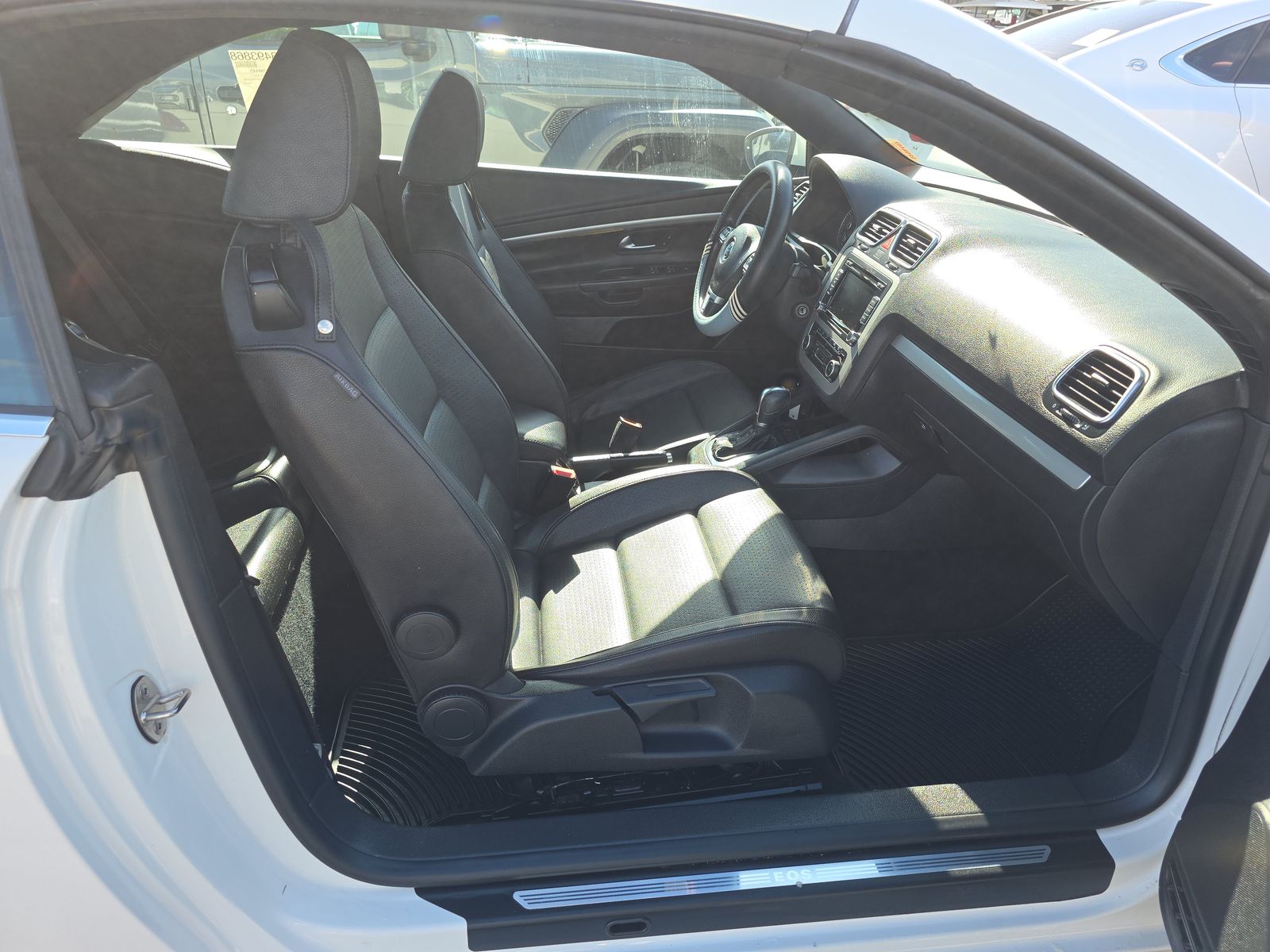 2012 Volkswagen Eos 2.0T Komfort FWD