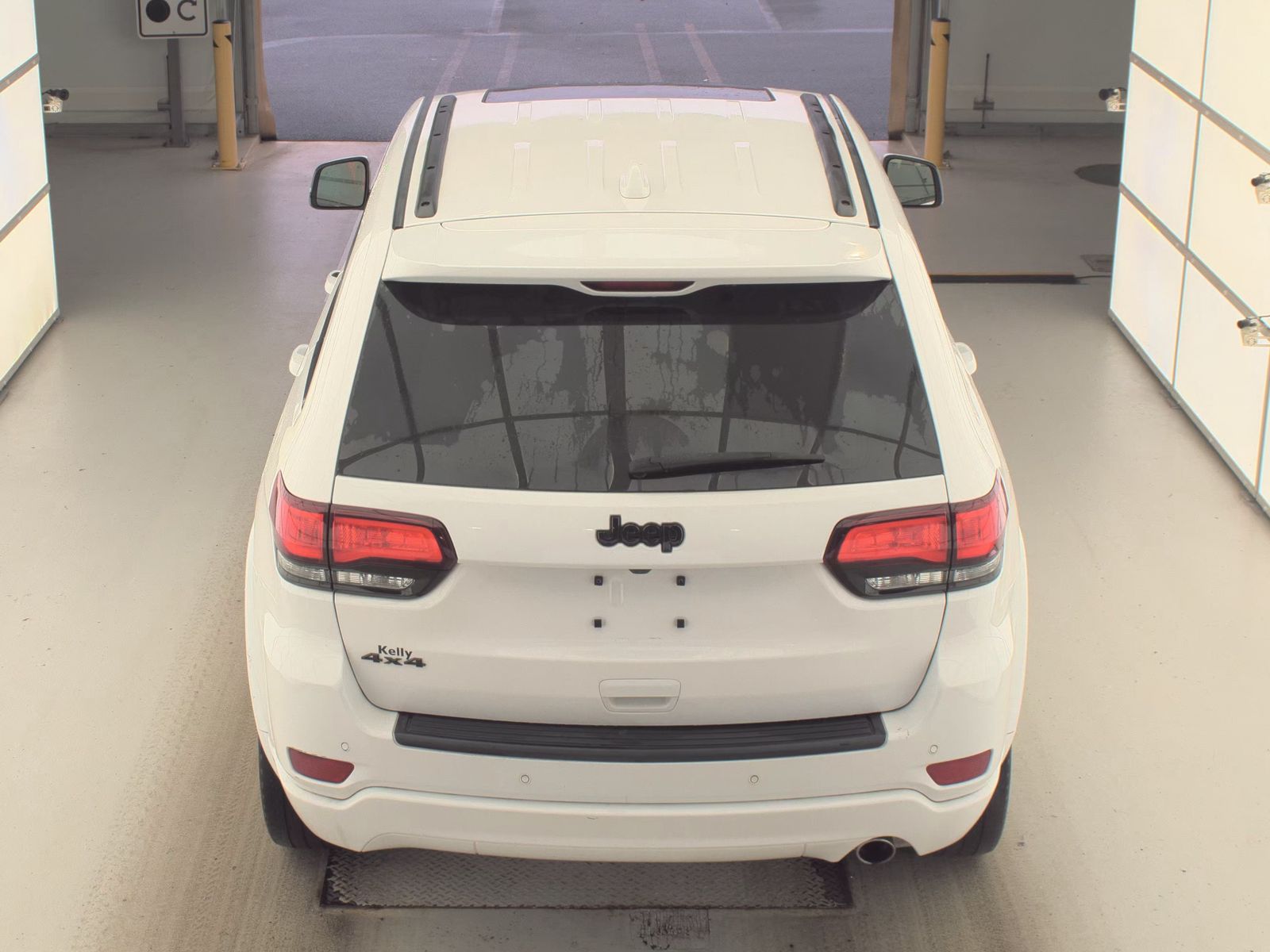 2022 Jeep Grand Cherokee Laredo X AWD