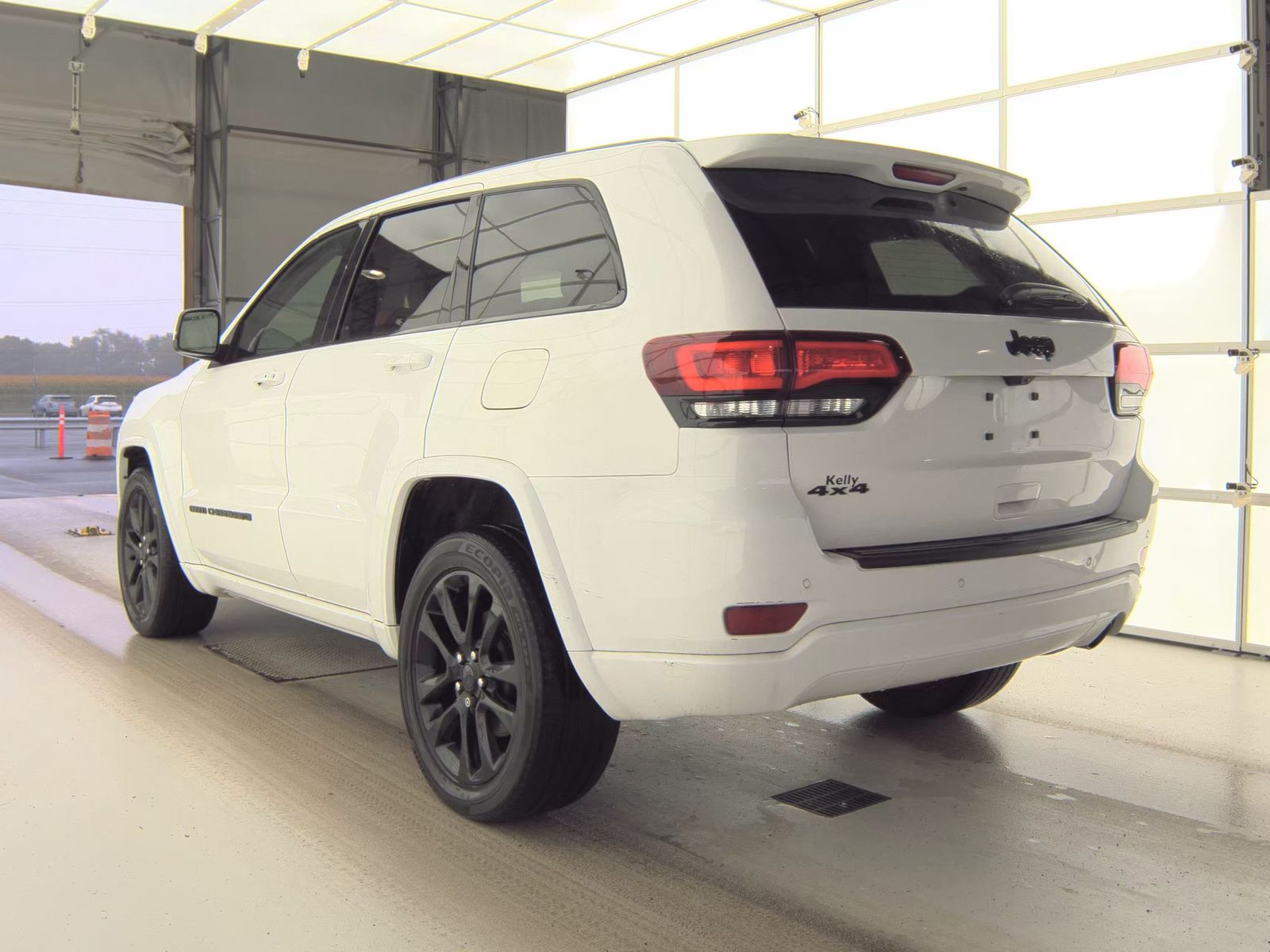 2022 Jeep Grand Cherokee Laredo X AWD
