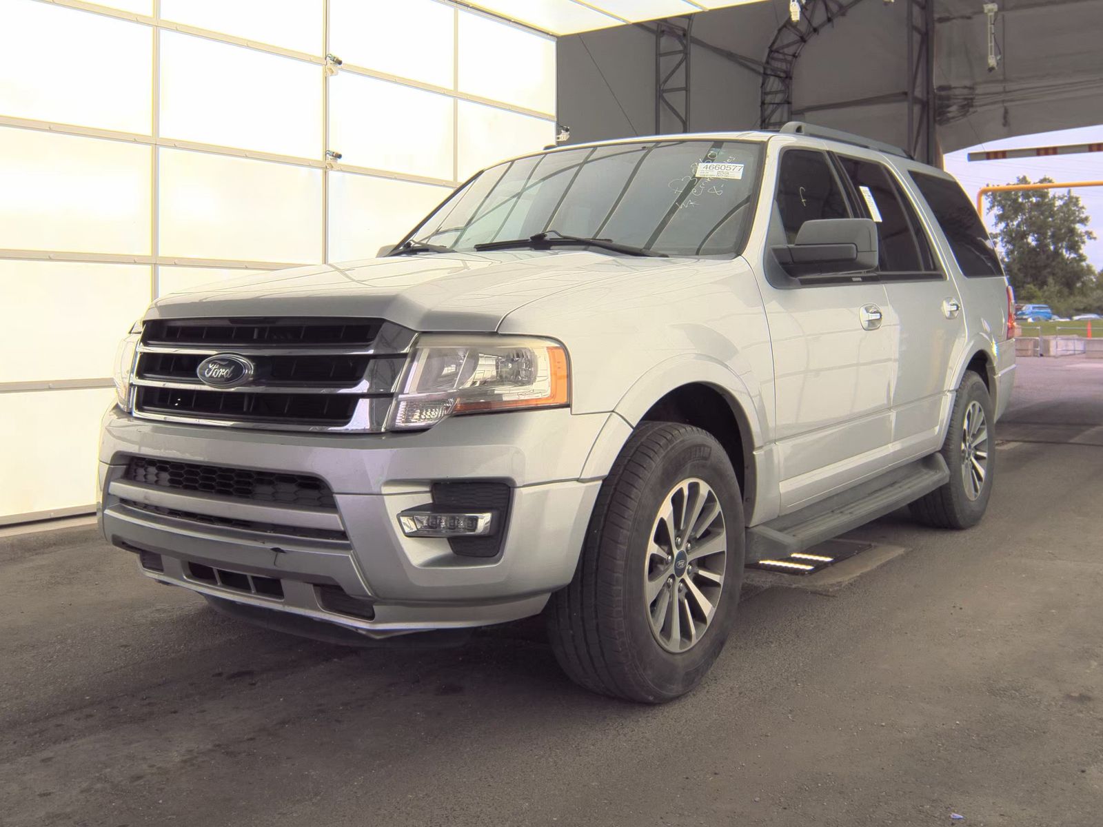 FORD EXPEDITION - 1