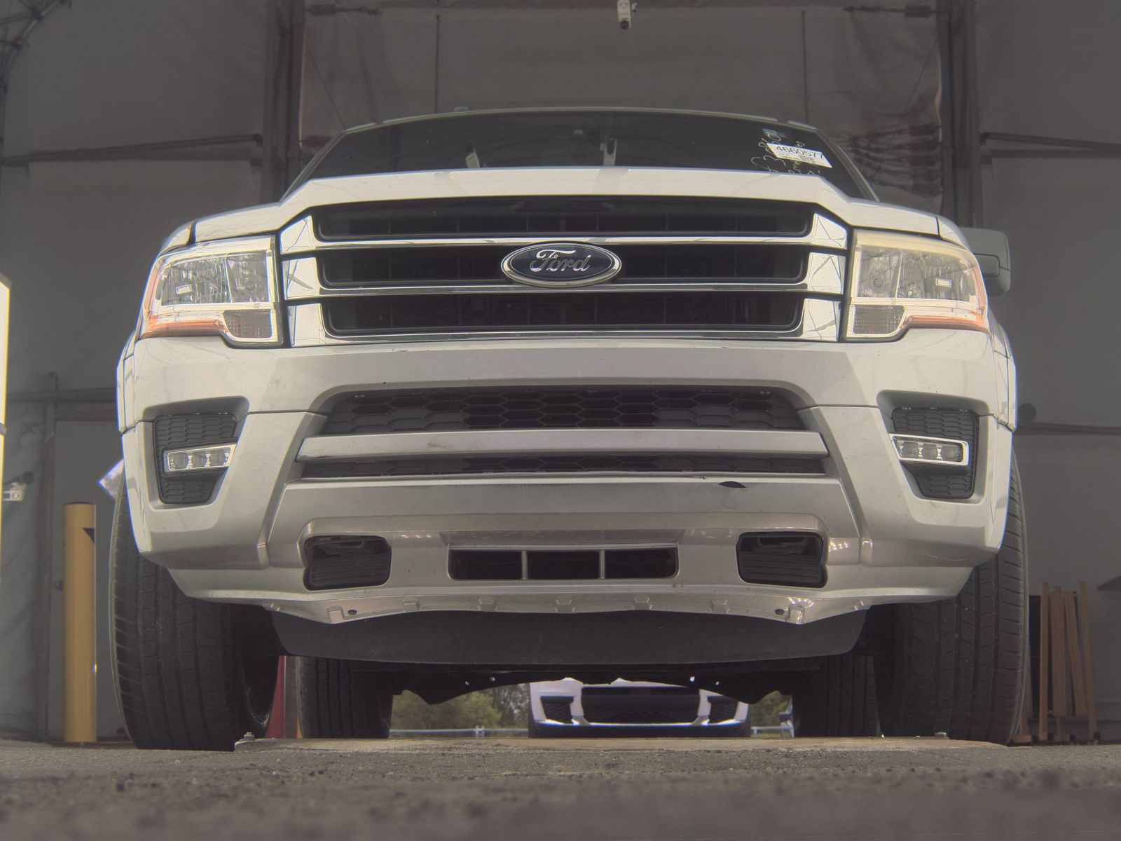 FORD EXPEDITION - 4