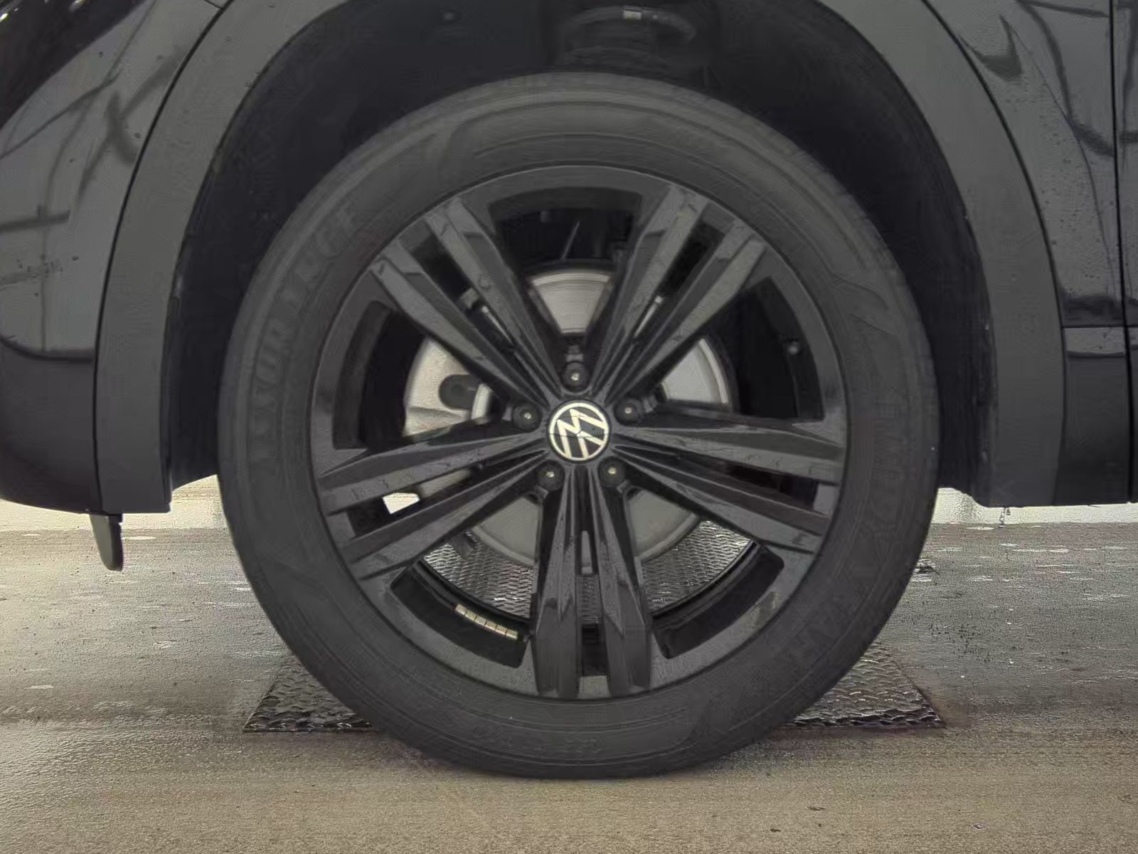 2022 Volkswagen Atlas 3.6L SEL R-Line Black AWD