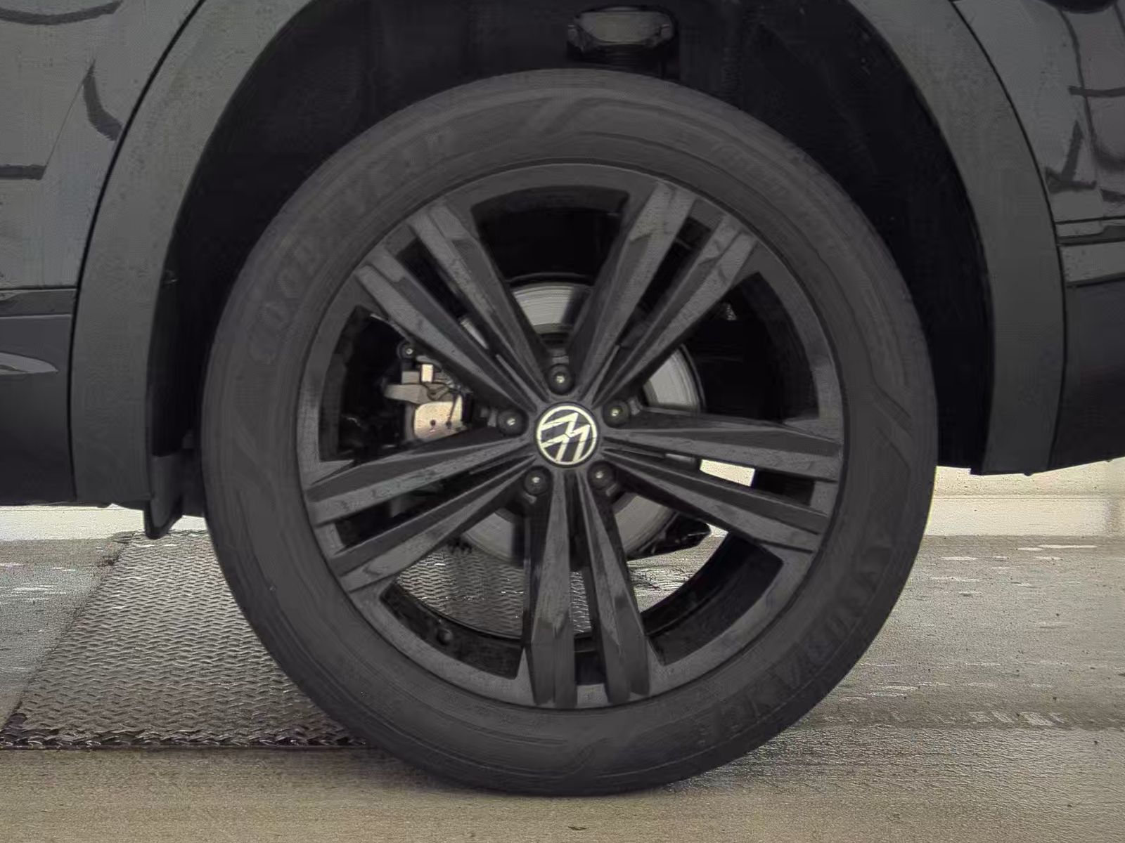 2022 Volkswagen Atlas 3.6L SEL R-Line Black AWD