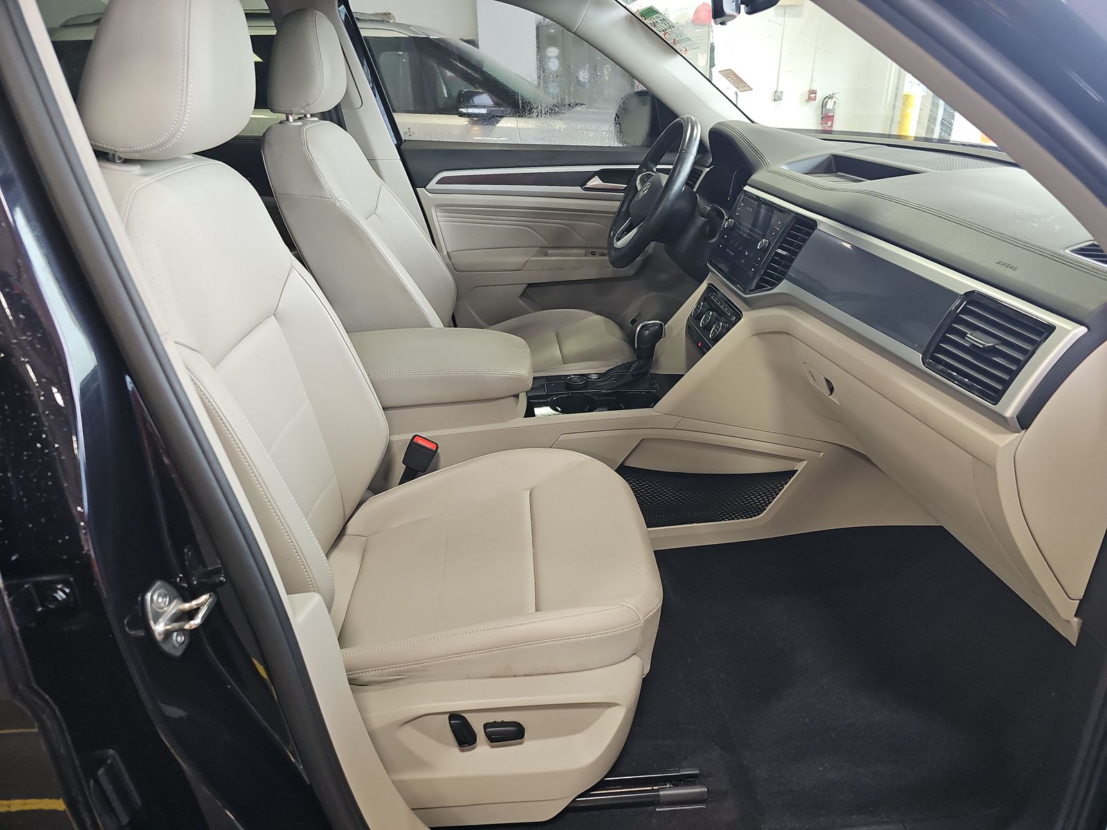 2022 Volkswagen Atlas 3.6L SEL R-Line Black AWD