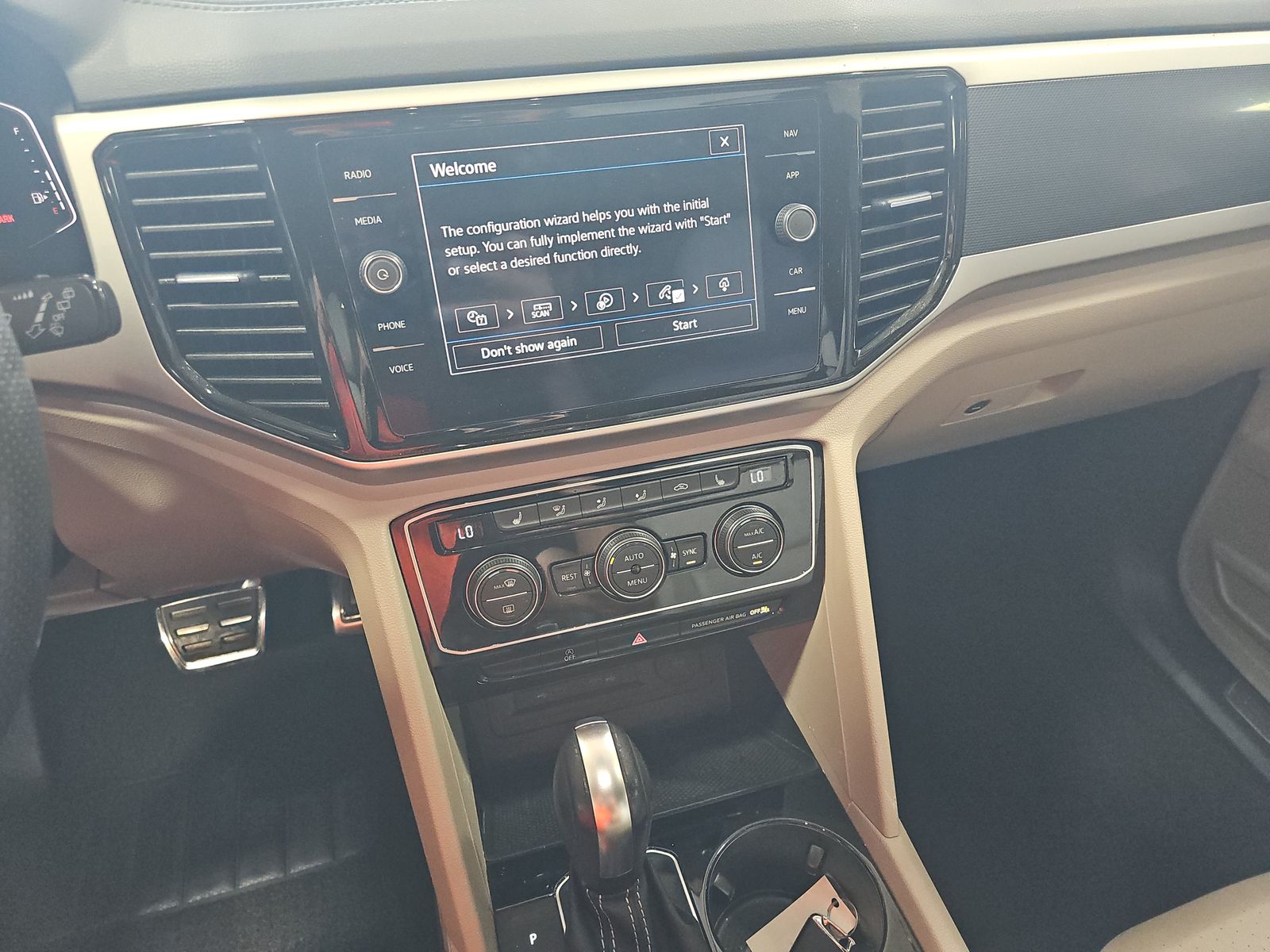 2022 Volkswagen Atlas 3.6L SEL R-Line Black AWD