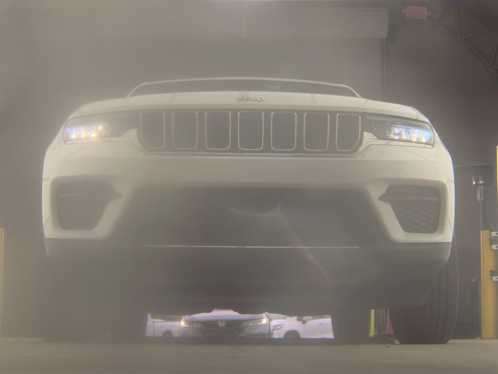2022 Jeep Grand Cherokee Laredo AWD