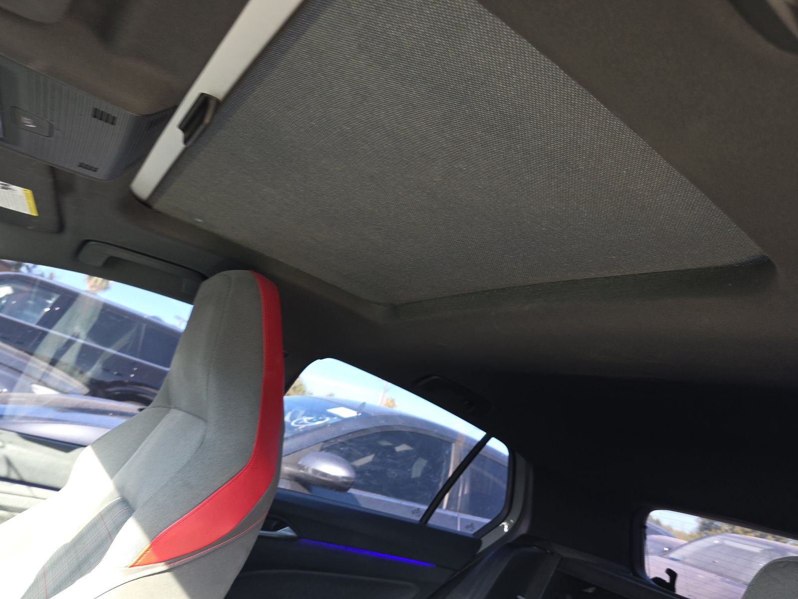 2022 Volkswagen Golf GTI 2.0T SE FWD