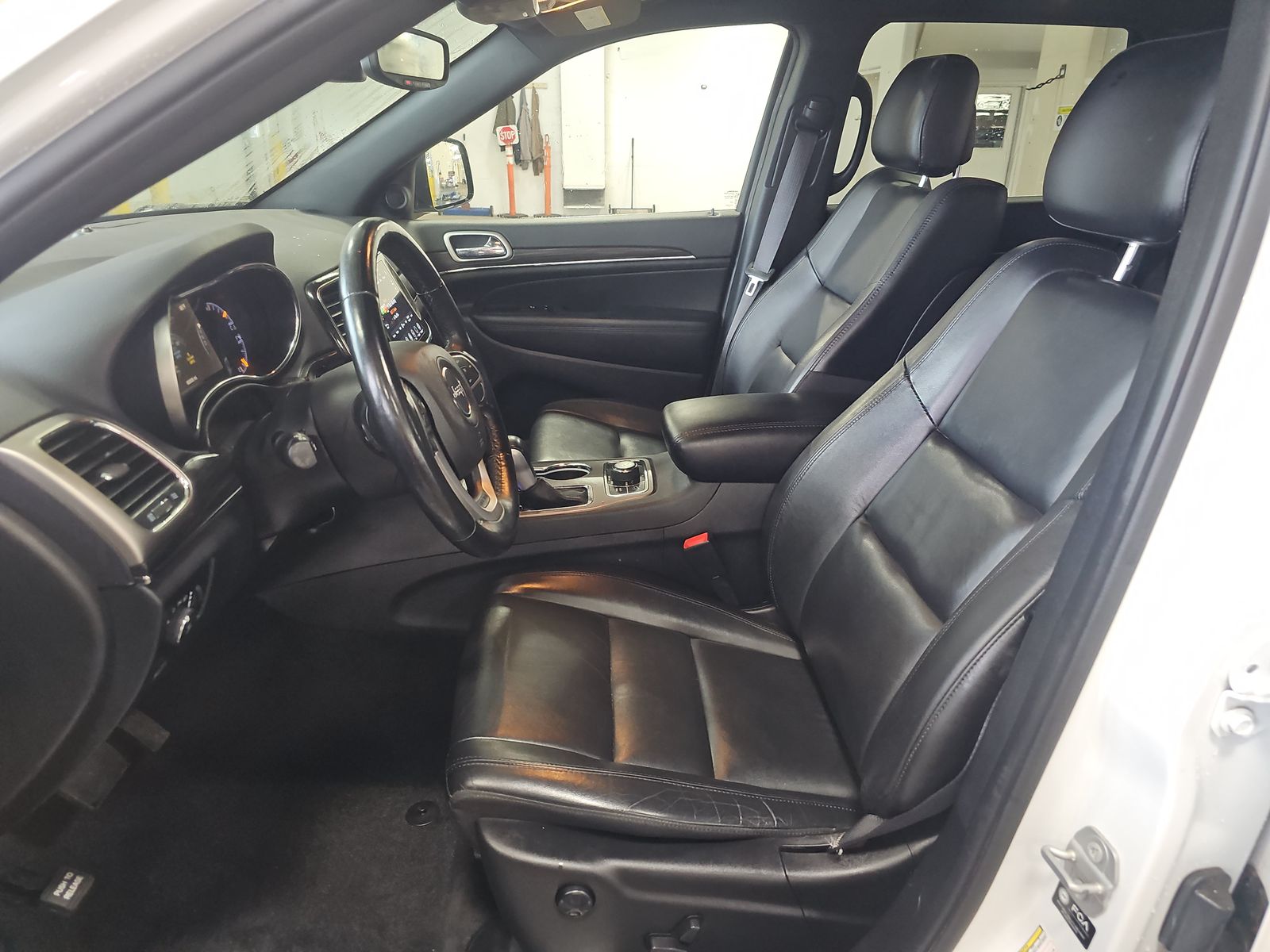 2022 Jeep Grand Cherokee Limited AWD