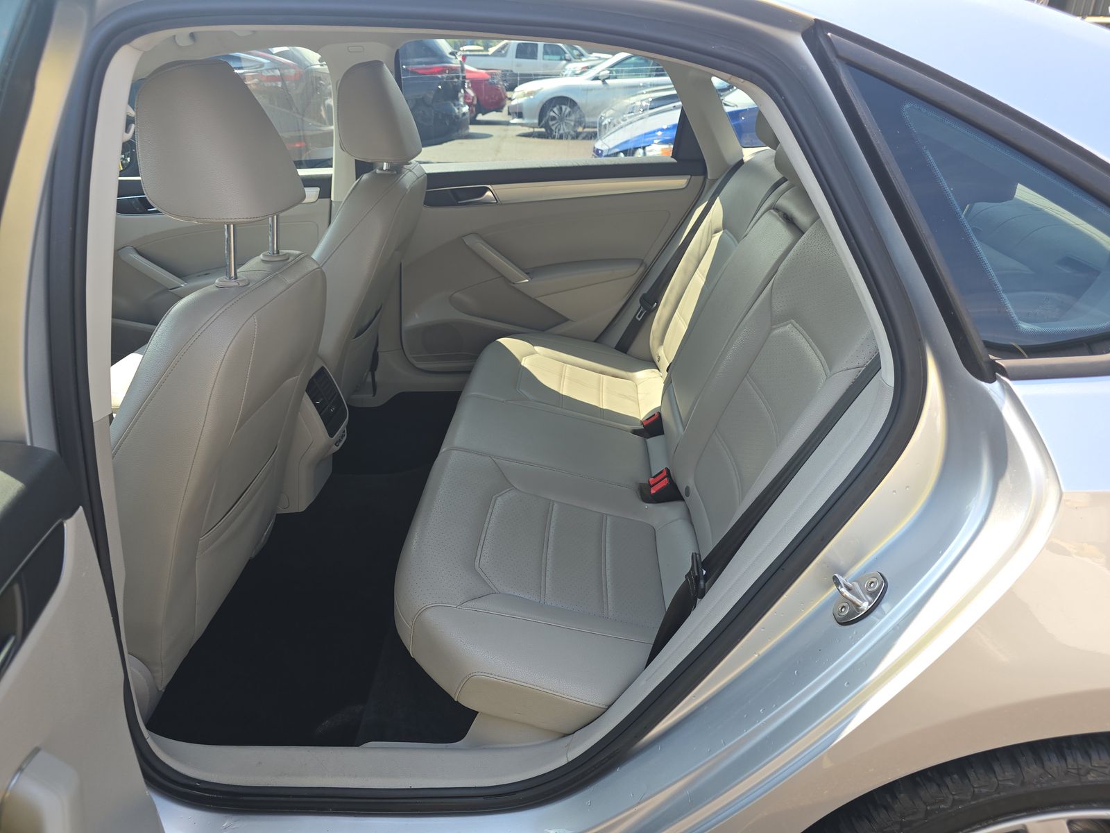 2019 Volkswagen Passat 2.0T Wolfsburg Edition FWD