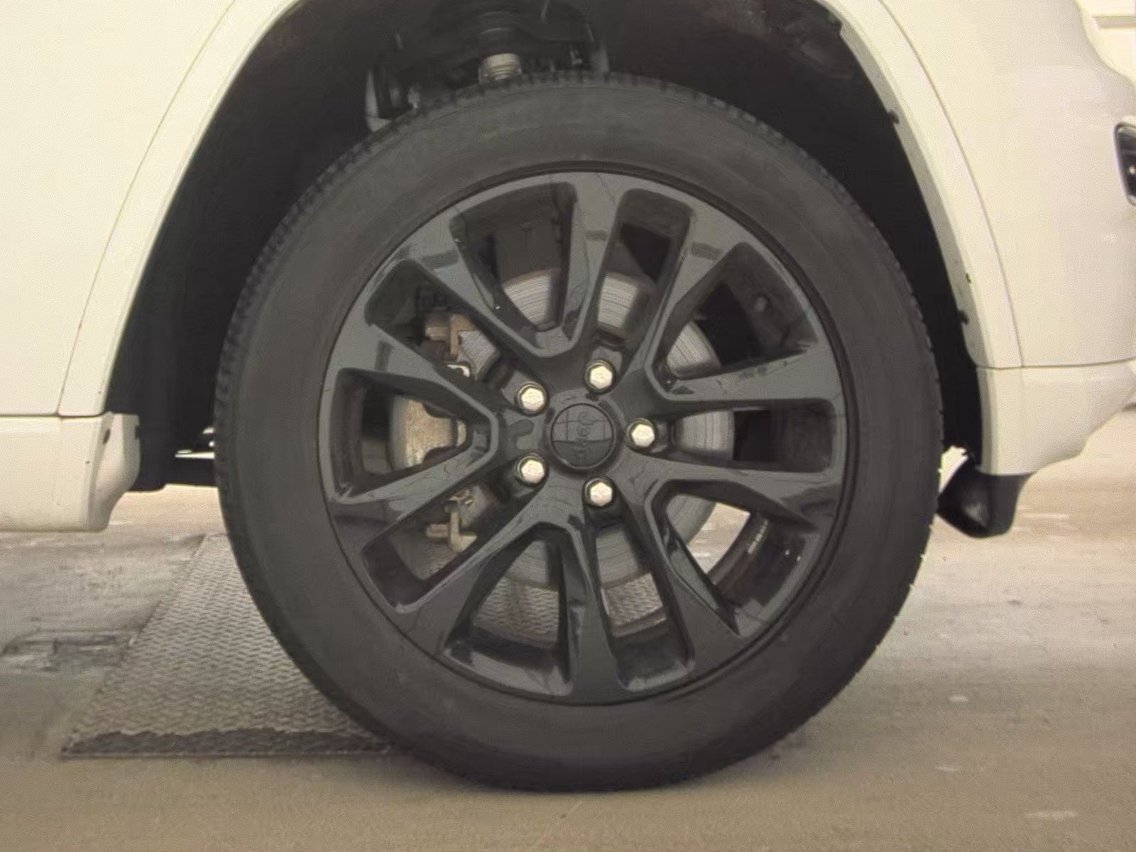 2022 Jeep Grand Cherokee Laredo X AWD