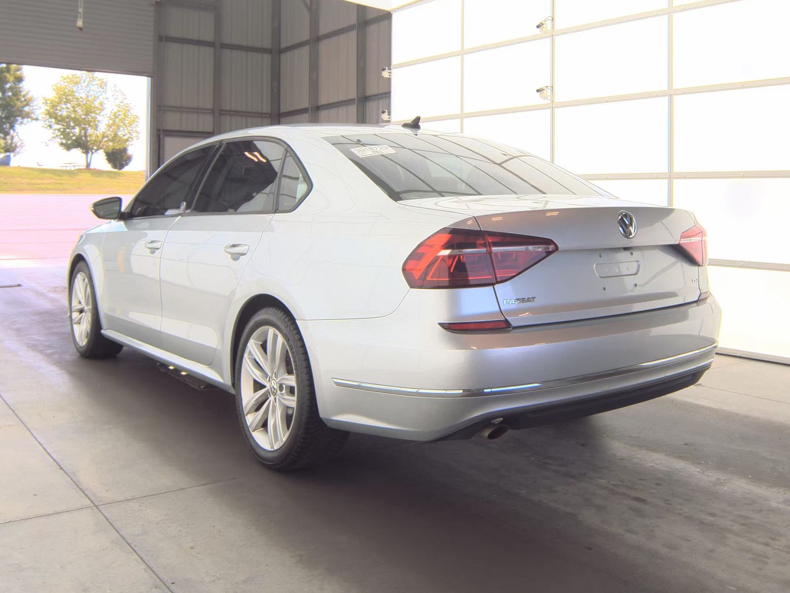 2019 Volkswagen Passat 2.0T Wolfsburg Edition FWD