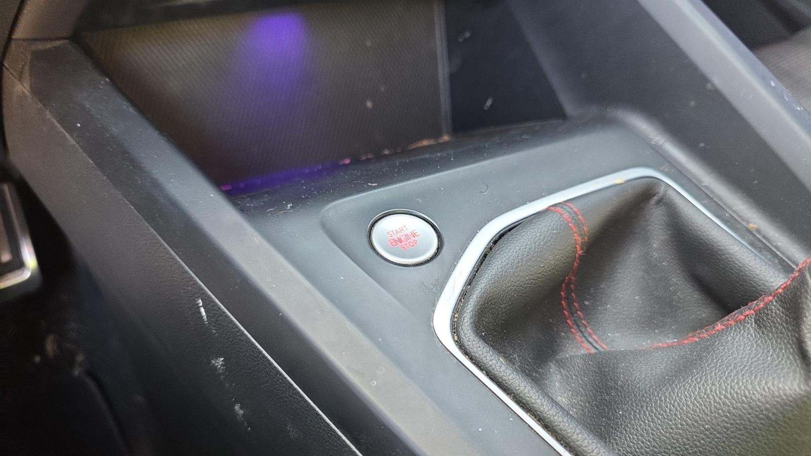 2022 Volkswagen Golf GTI 2.0T SE FWD