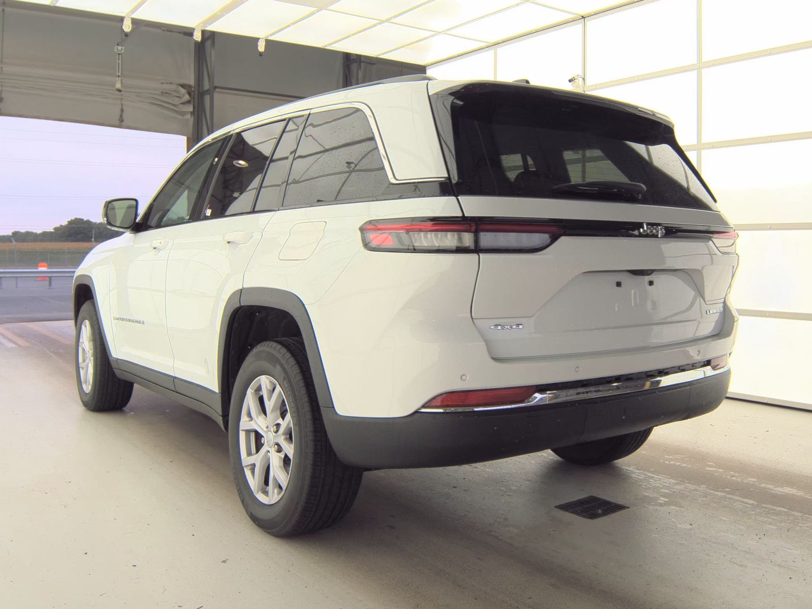 2022 Jeep Grand Cherokee Limited AWD