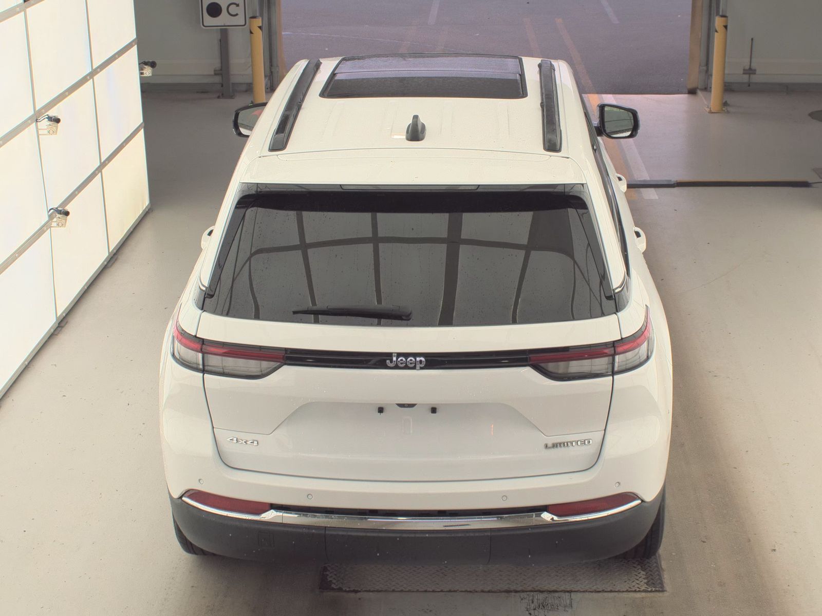 2022 Jeep Grand Cherokee Limited AWD