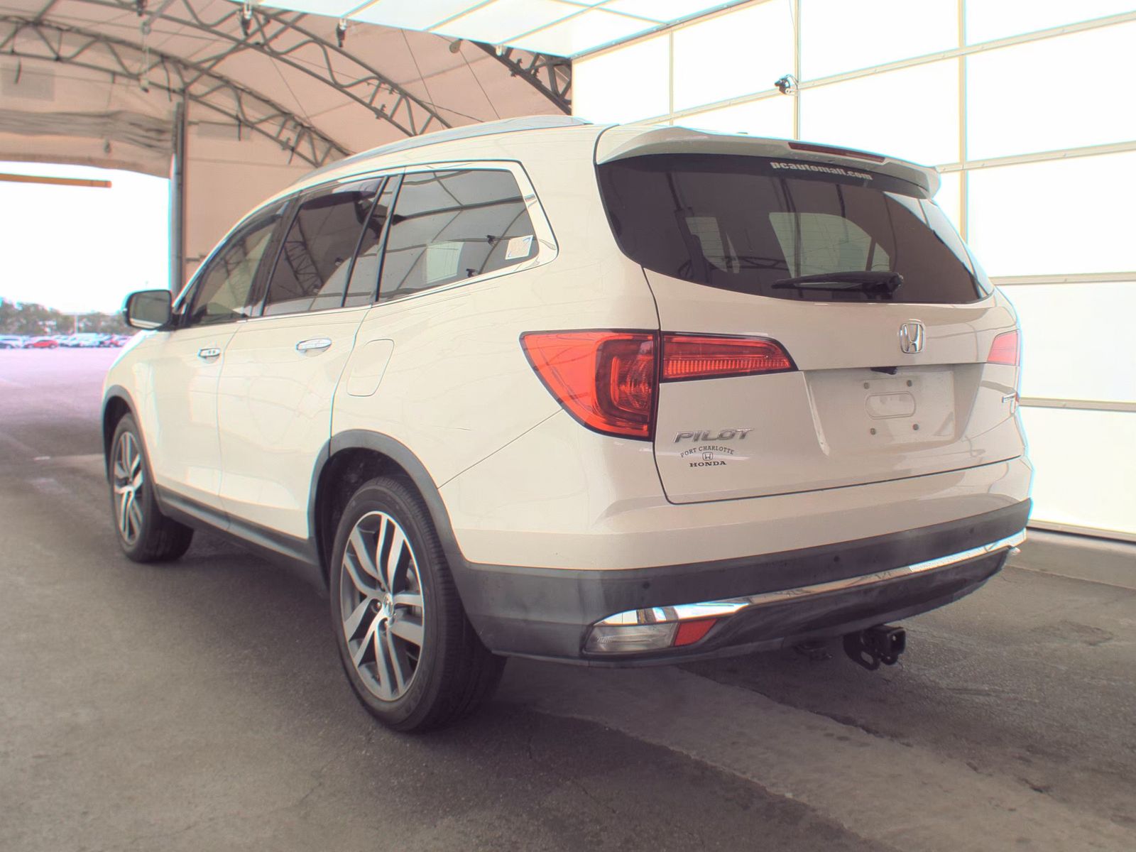 2016 Honda Pilot Touring FWD