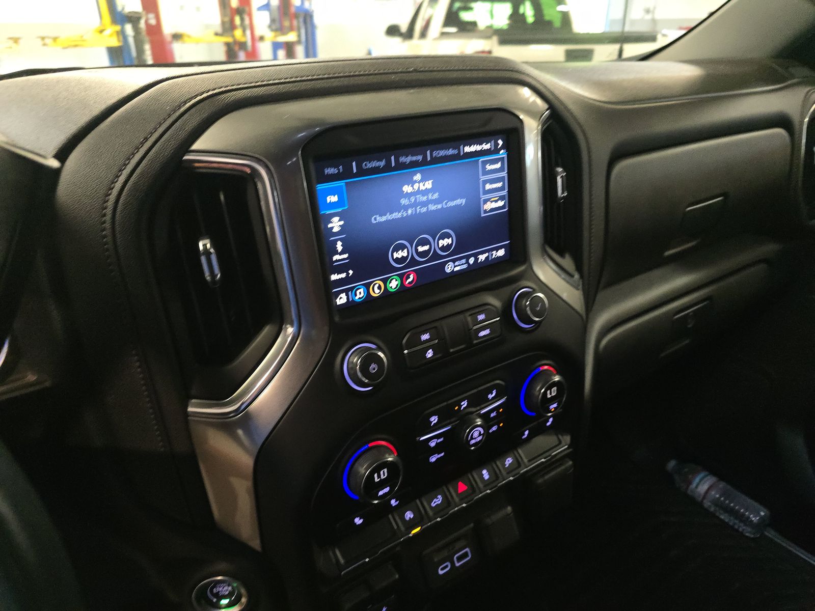 2021 Chevrolet Silverado 1500 LT AWD