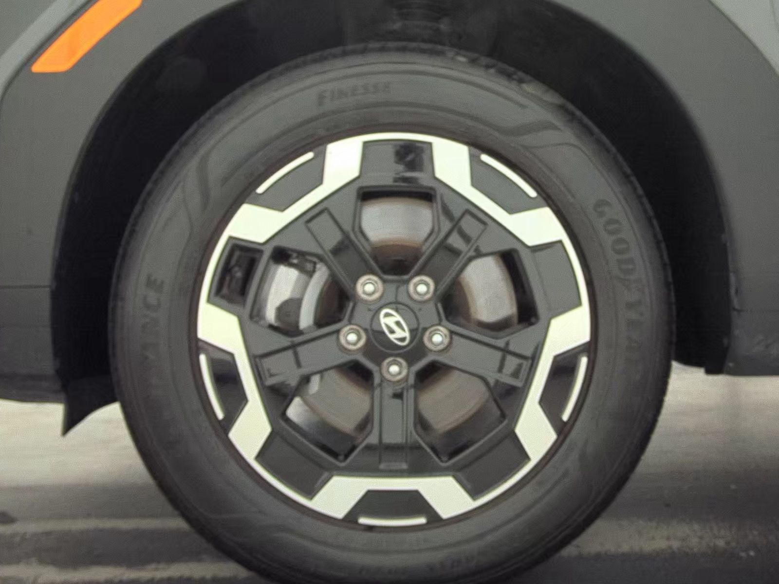 2025 Hyundai Santa Fe SEL FWD