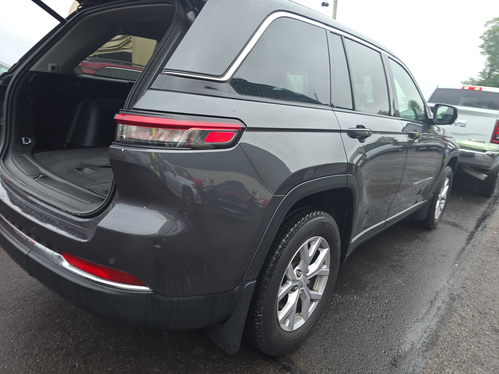2022 Jeep Grand Cherokee Limited AWD