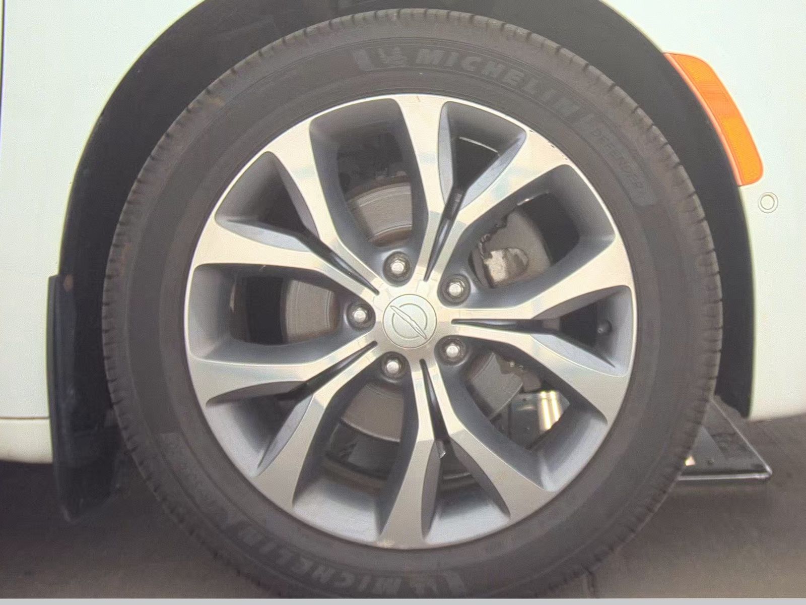 2018 Chrysler Pacifica Limited FWD