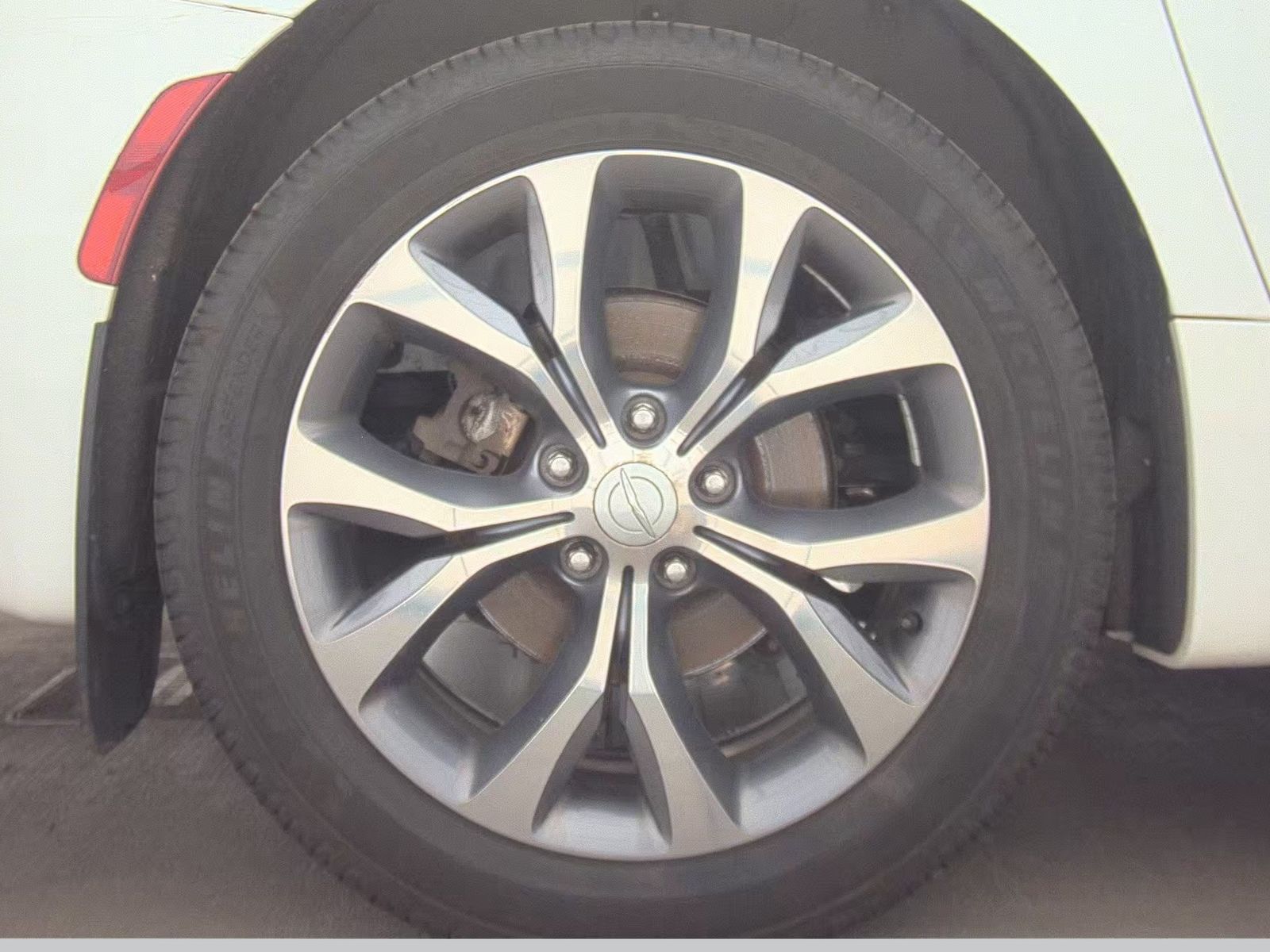 2018 Chrysler Pacifica Limited FWD