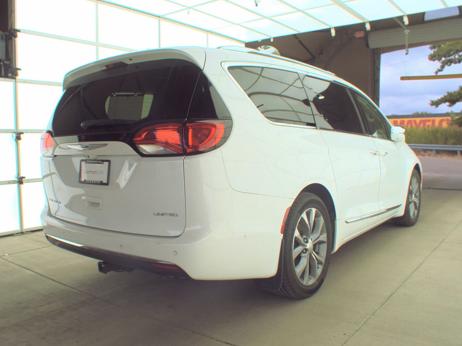 2018 Chrysler Pacifica Limited FWD