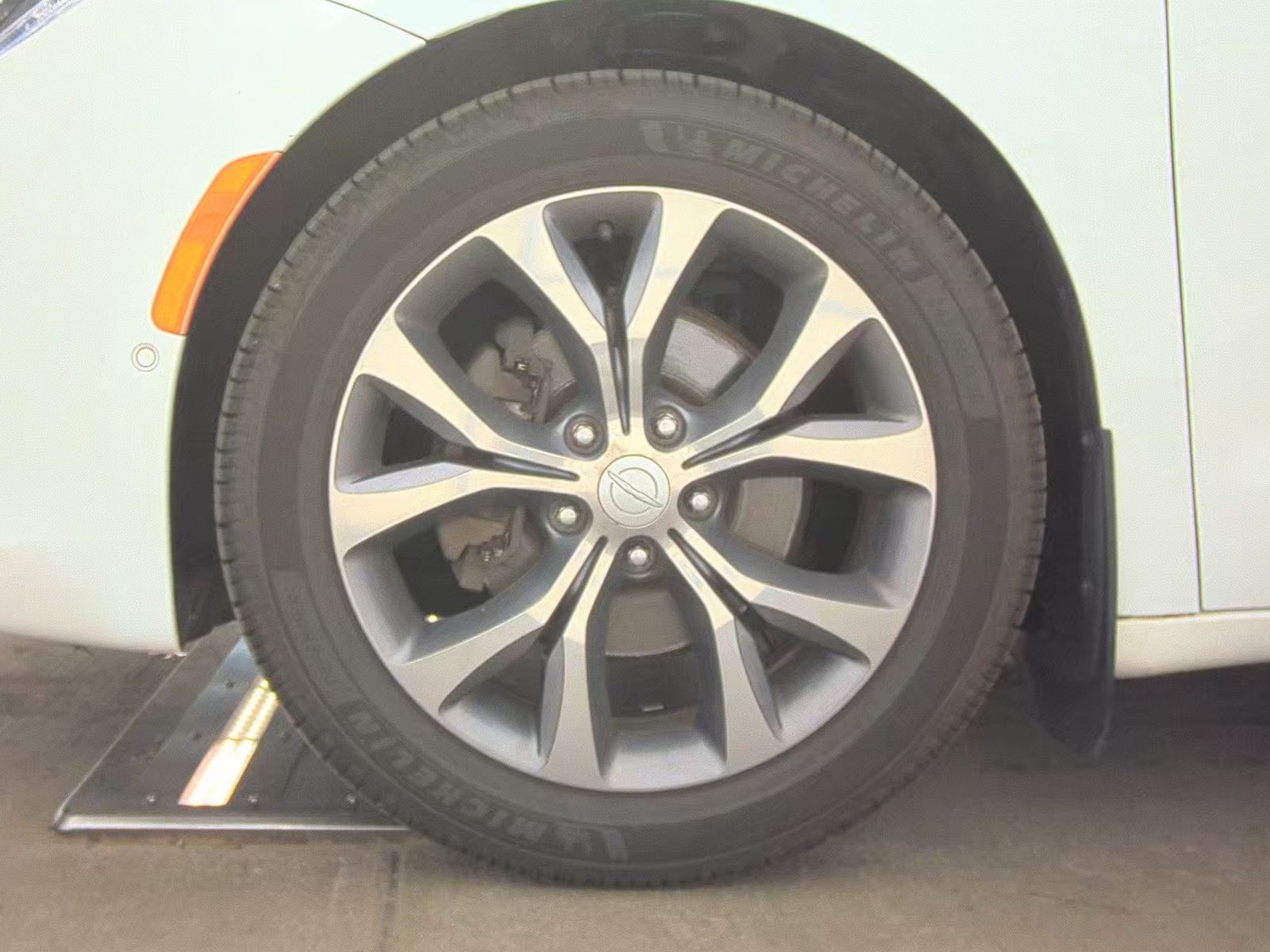 2018 Chrysler Pacifica Limited FWD