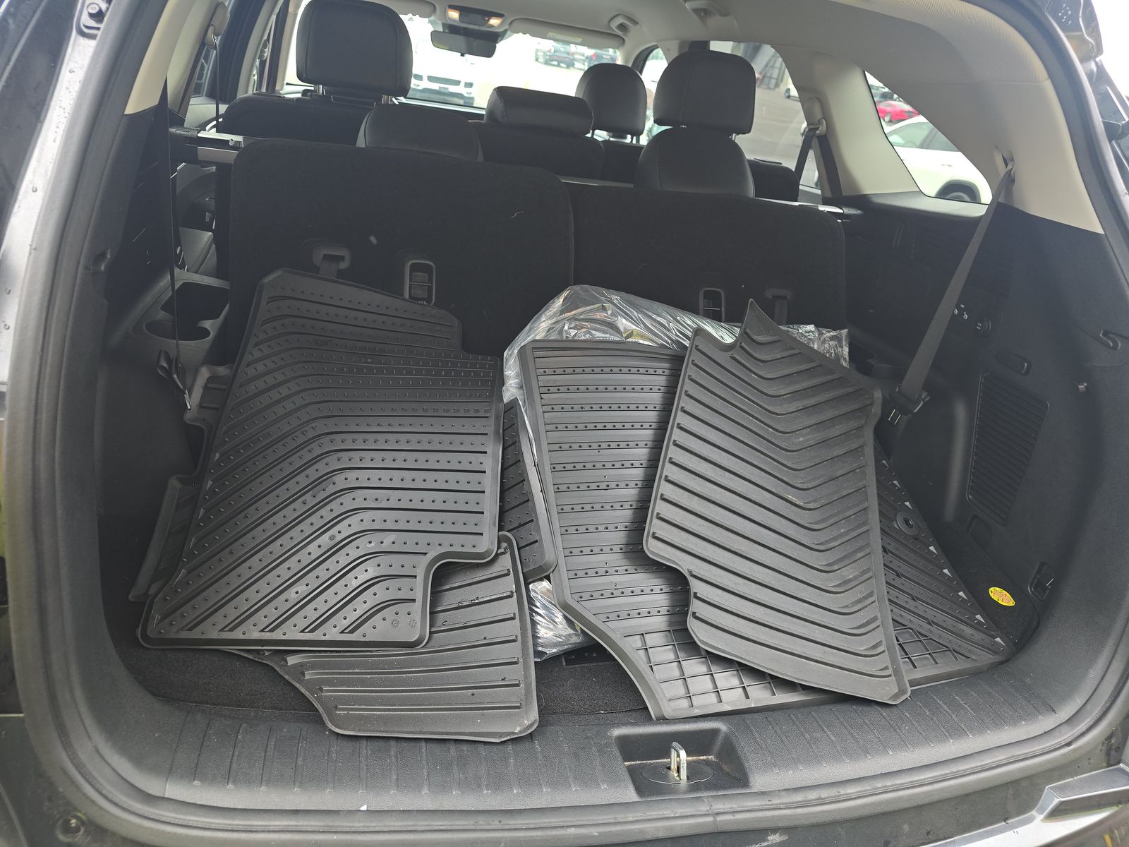 2022 Kia Sorento S FWD