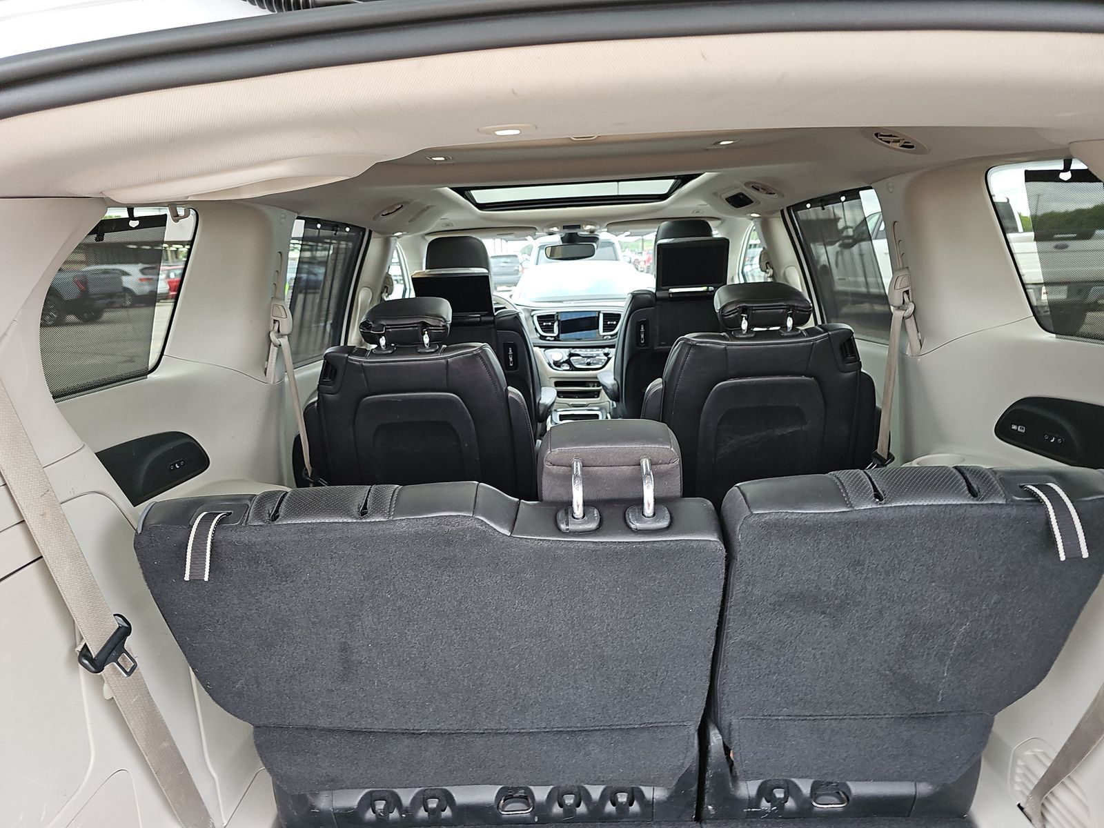 2018 Chrysler Pacifica Limited FWD