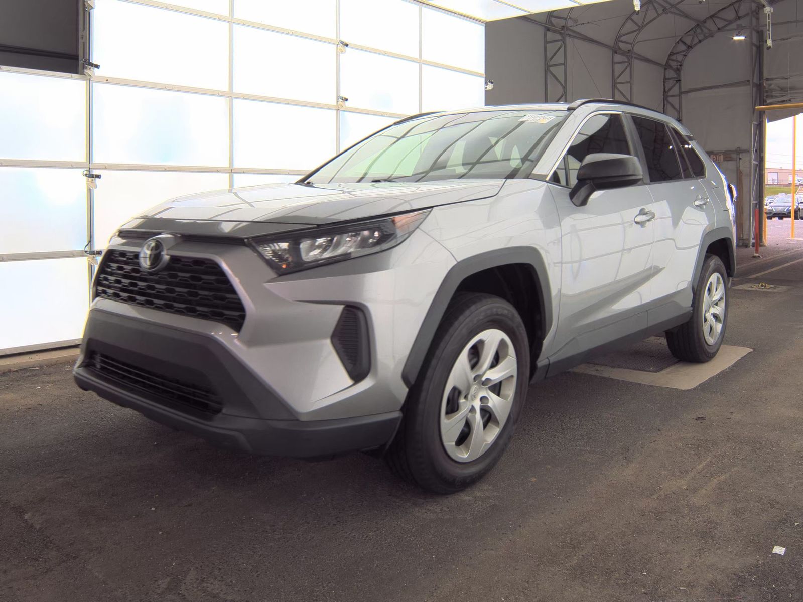 2021 Toyota RAV4 LE FWD