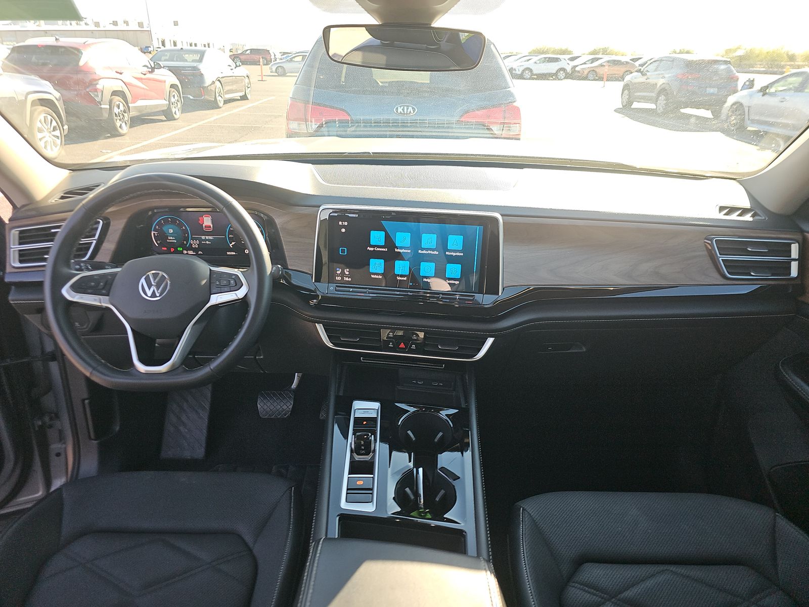 2024 Volkswagen Atlas 2.0T SE FWD