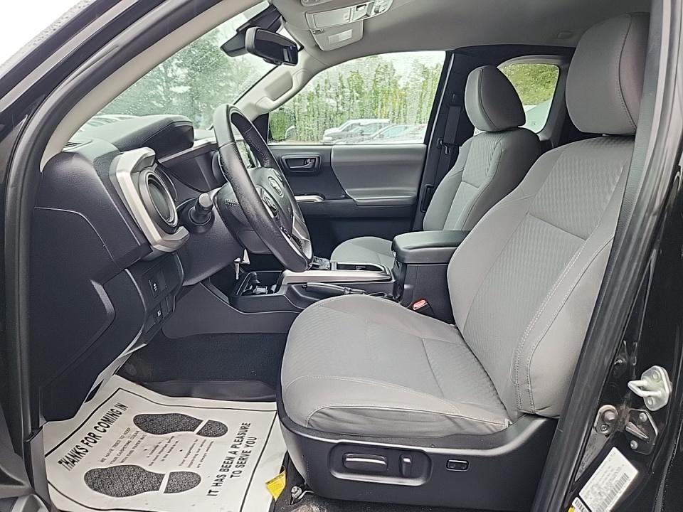 2021 Toyota Tacoma SR5 AWD