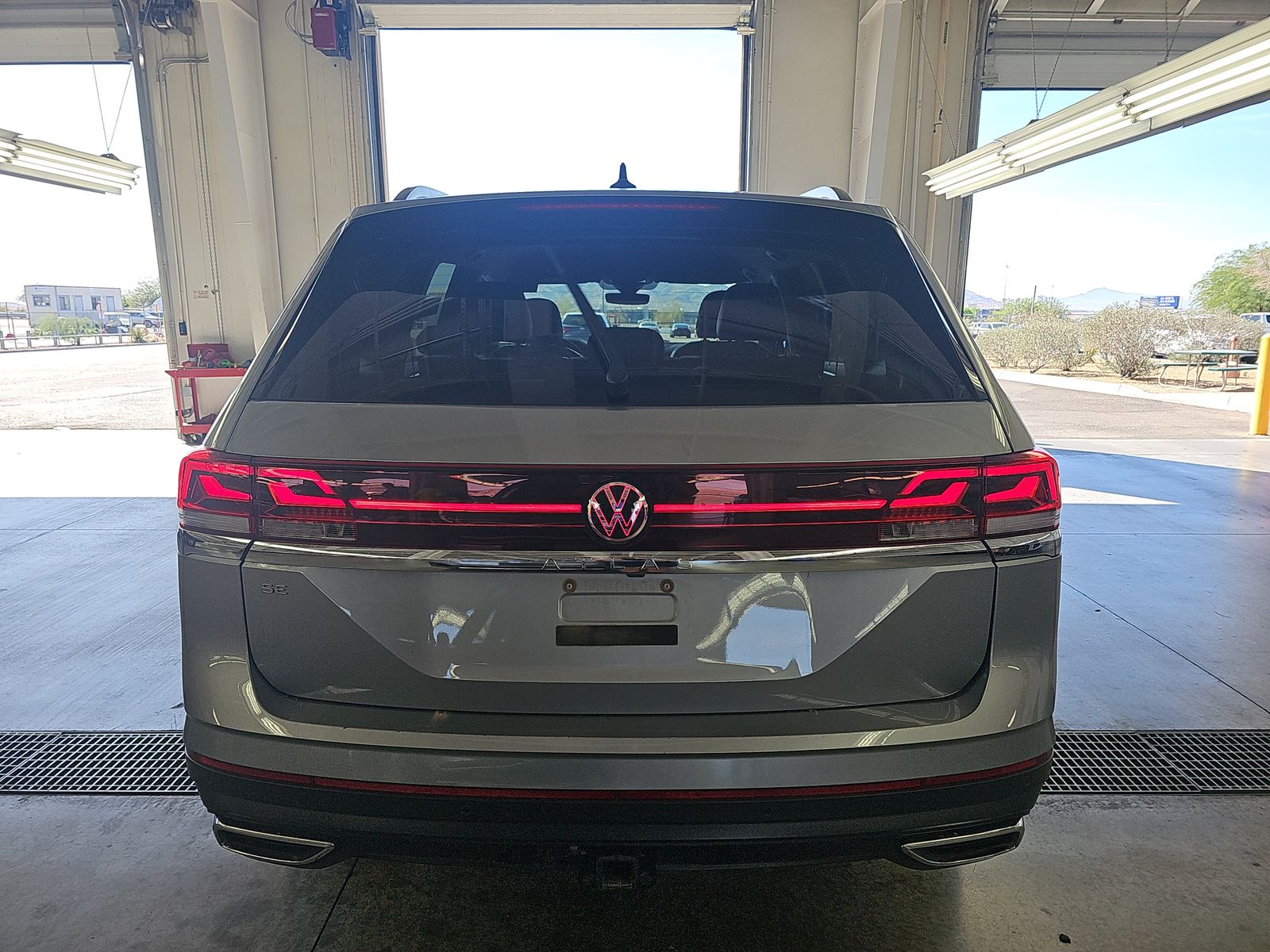 2024 Volkswagen Atlas 2.0T SE FWD