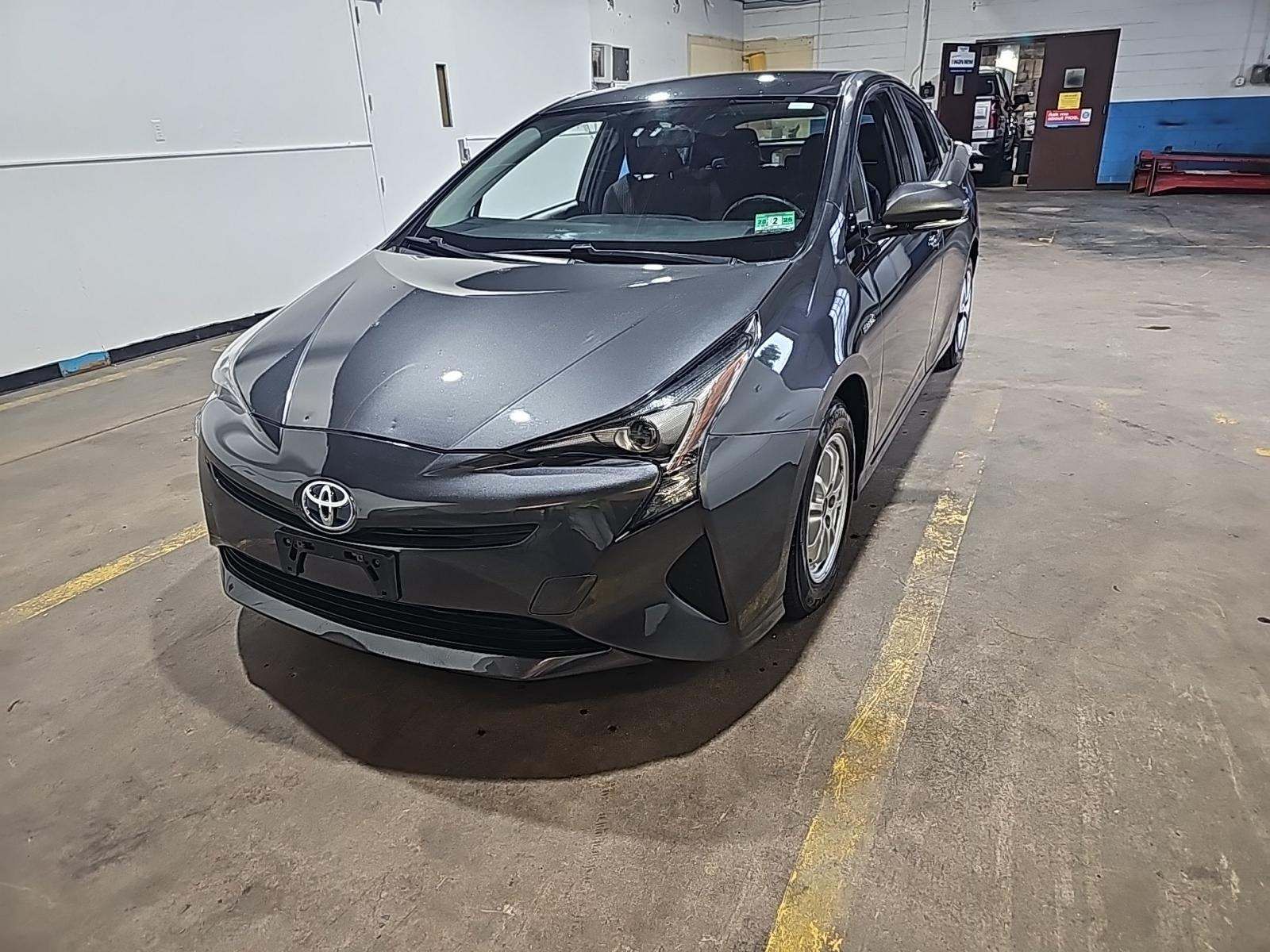 Samochody z USA Toyota Prius